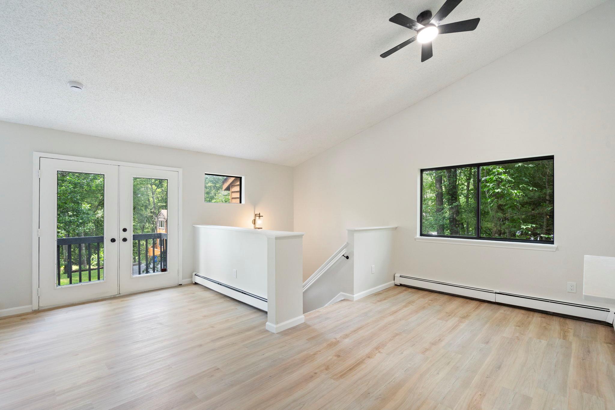 38 Meadowlark Lane, Woodridge, NY 12789