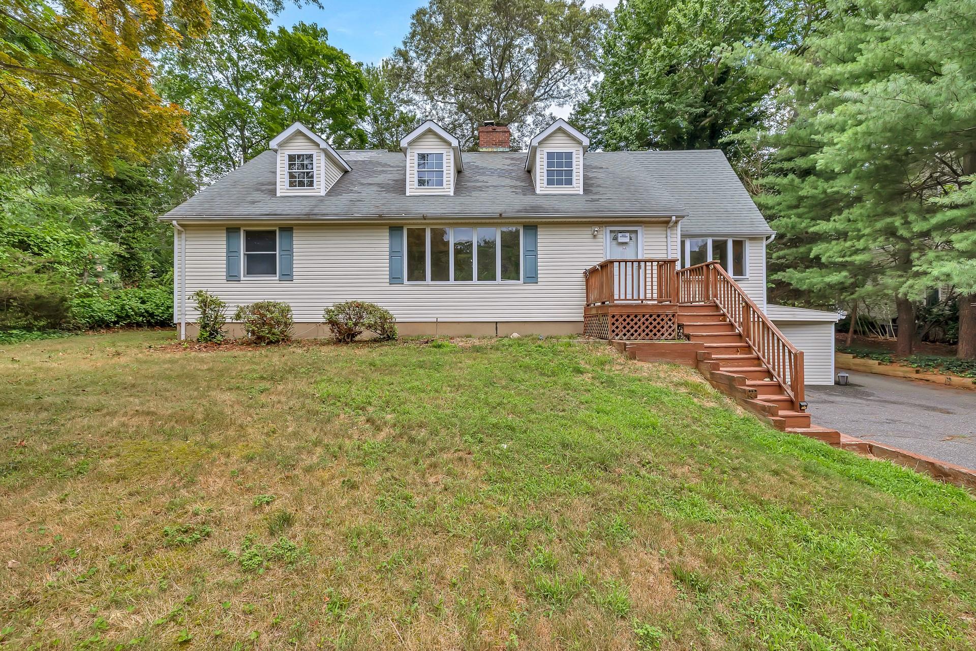 297 Woodbury Road, Huntington, NY 11743