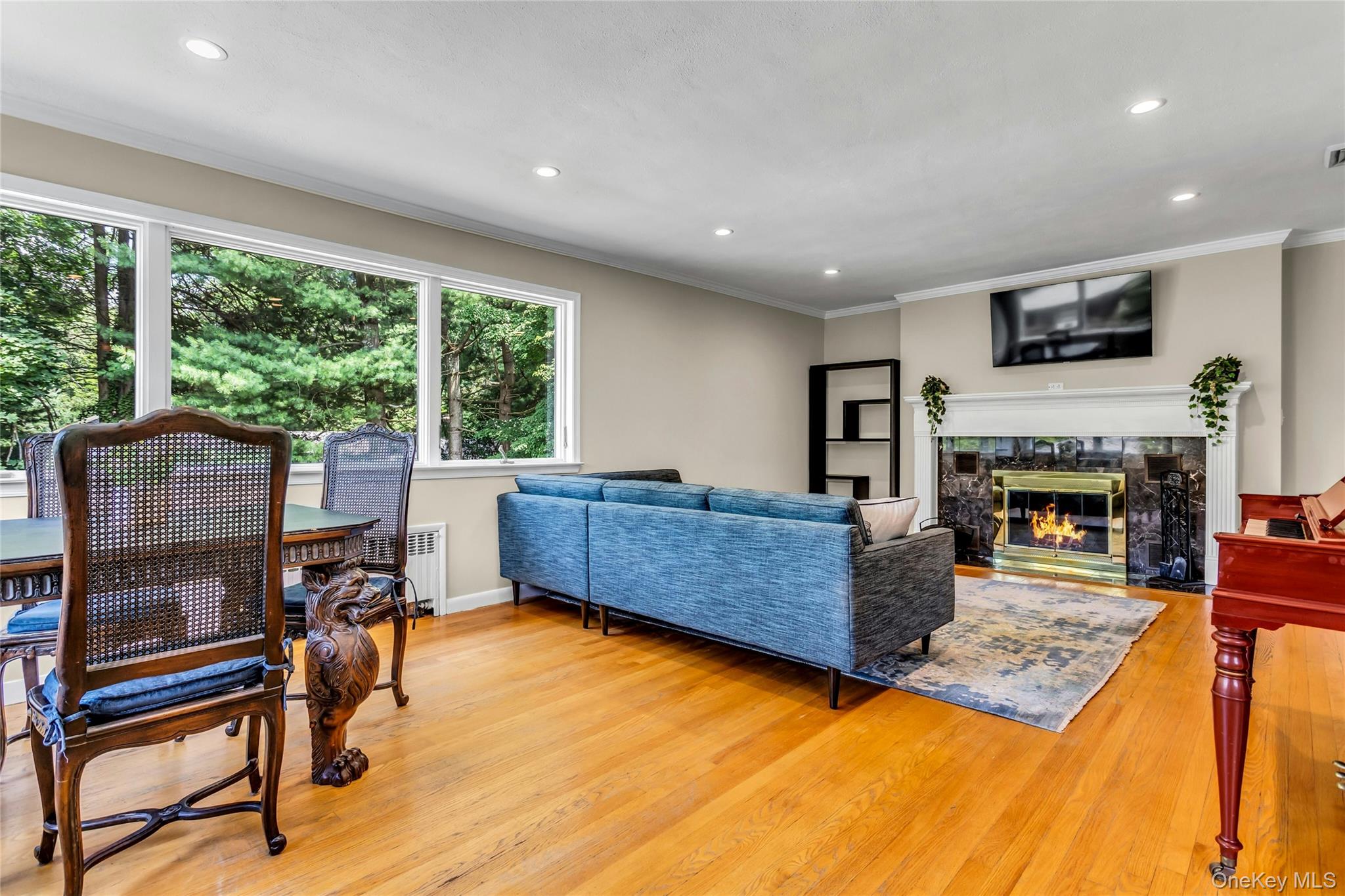 870 Heights Place, Oyster Bay, NY 11771