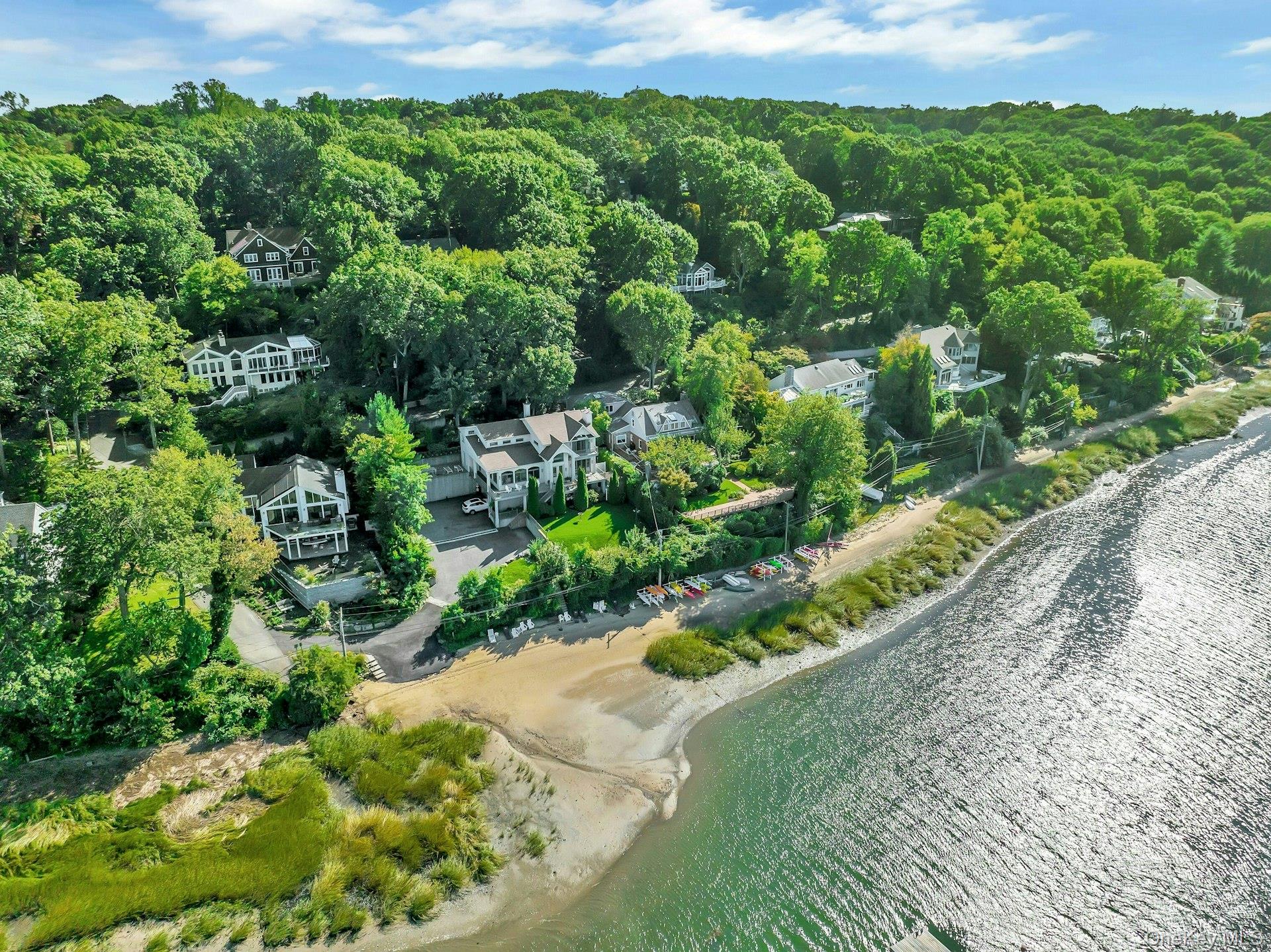 870 Heights Place, Oyster Bay, NY 11771