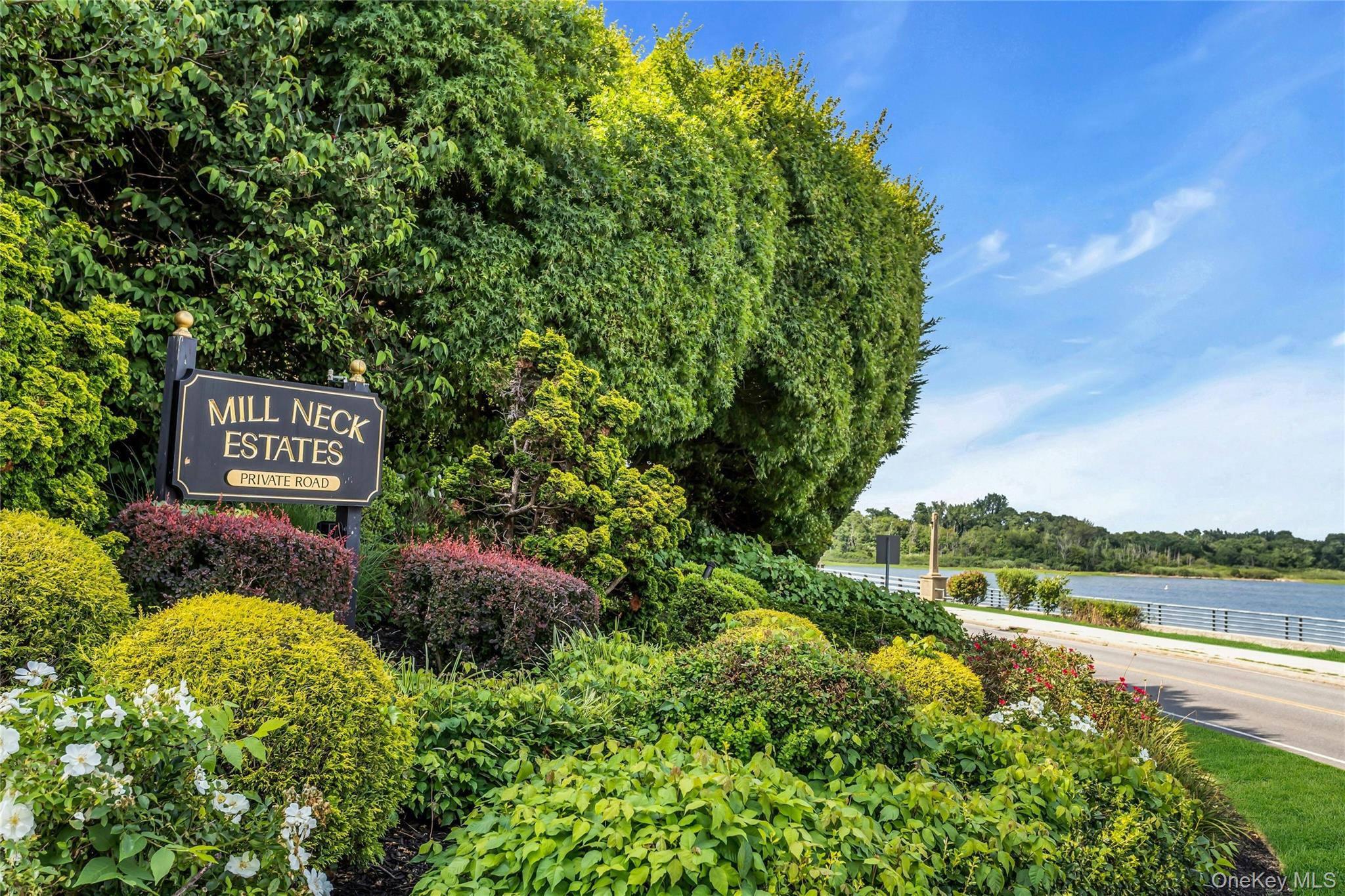 870 Heights Place, Oyster Bay, NY 11771