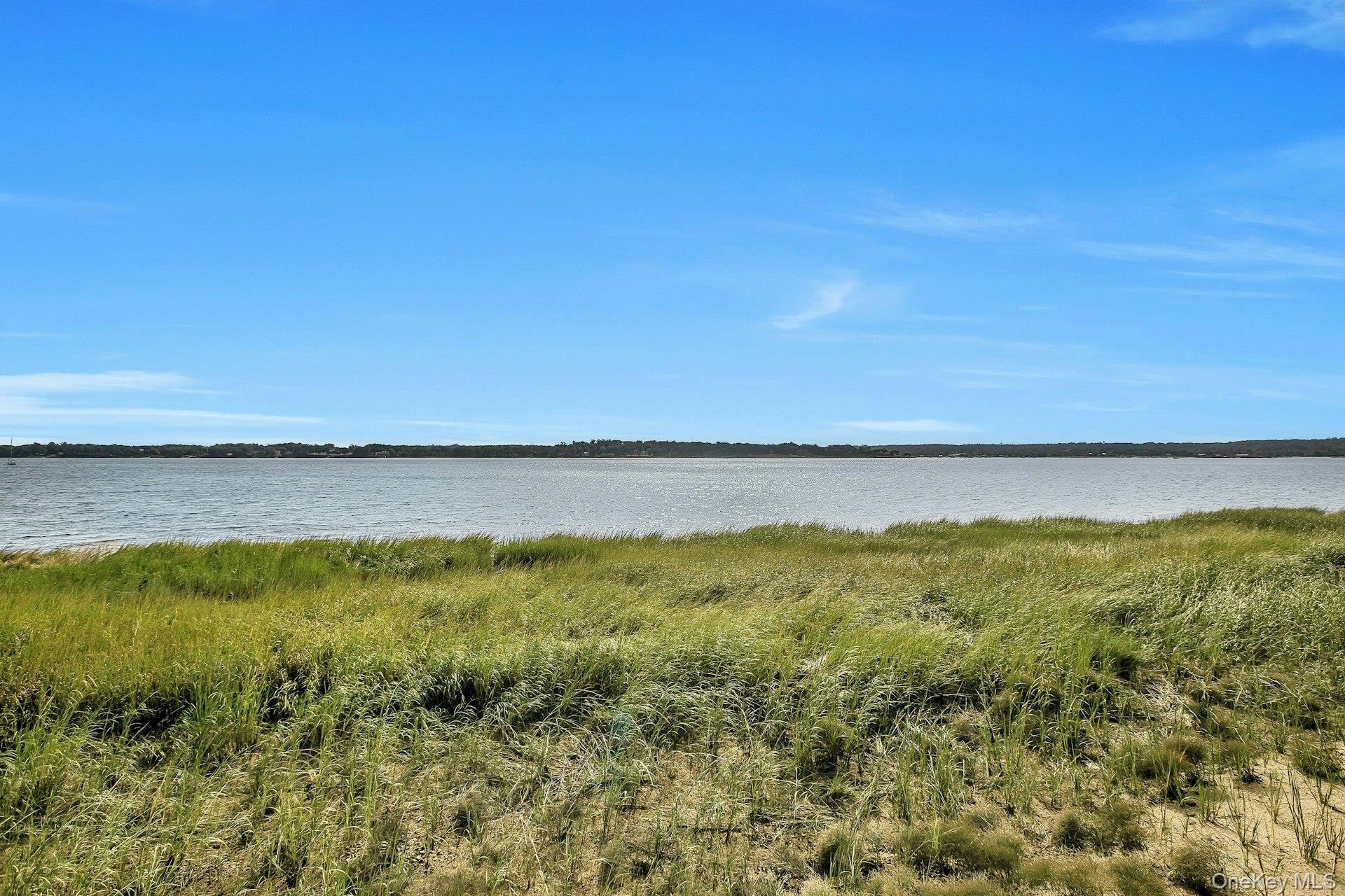 870 Heights Place, Oyster Bay, NY 11771