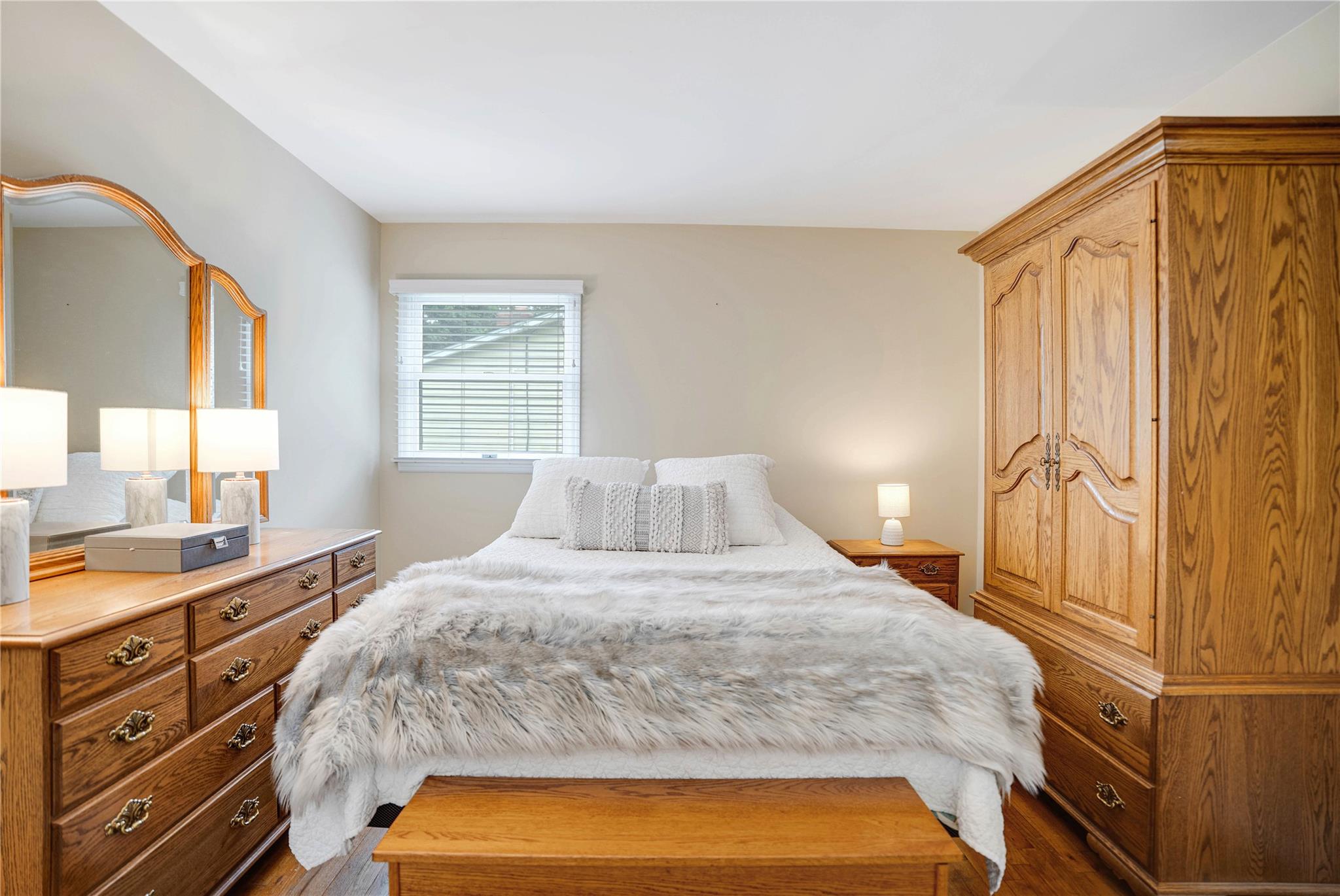 7 Russell Road, Hampton Bays, NY 11946