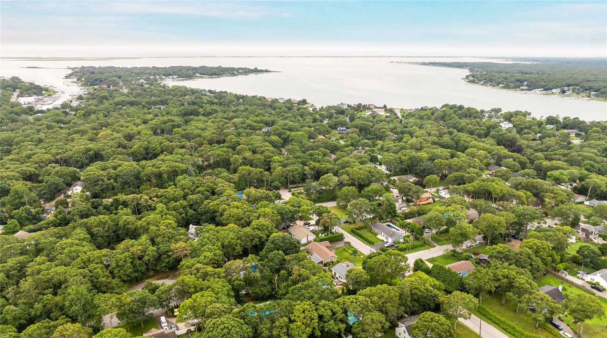 7 Russell Road, Hampton Bays, NY 11946