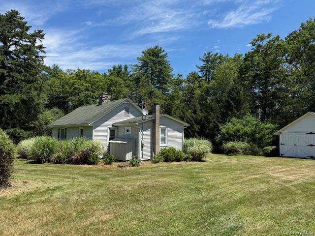13 Corkscrew Road, Barryville, NY 12719