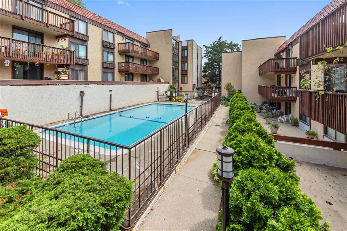 357 N Broadway # 1N, Yonkers, NY 10701