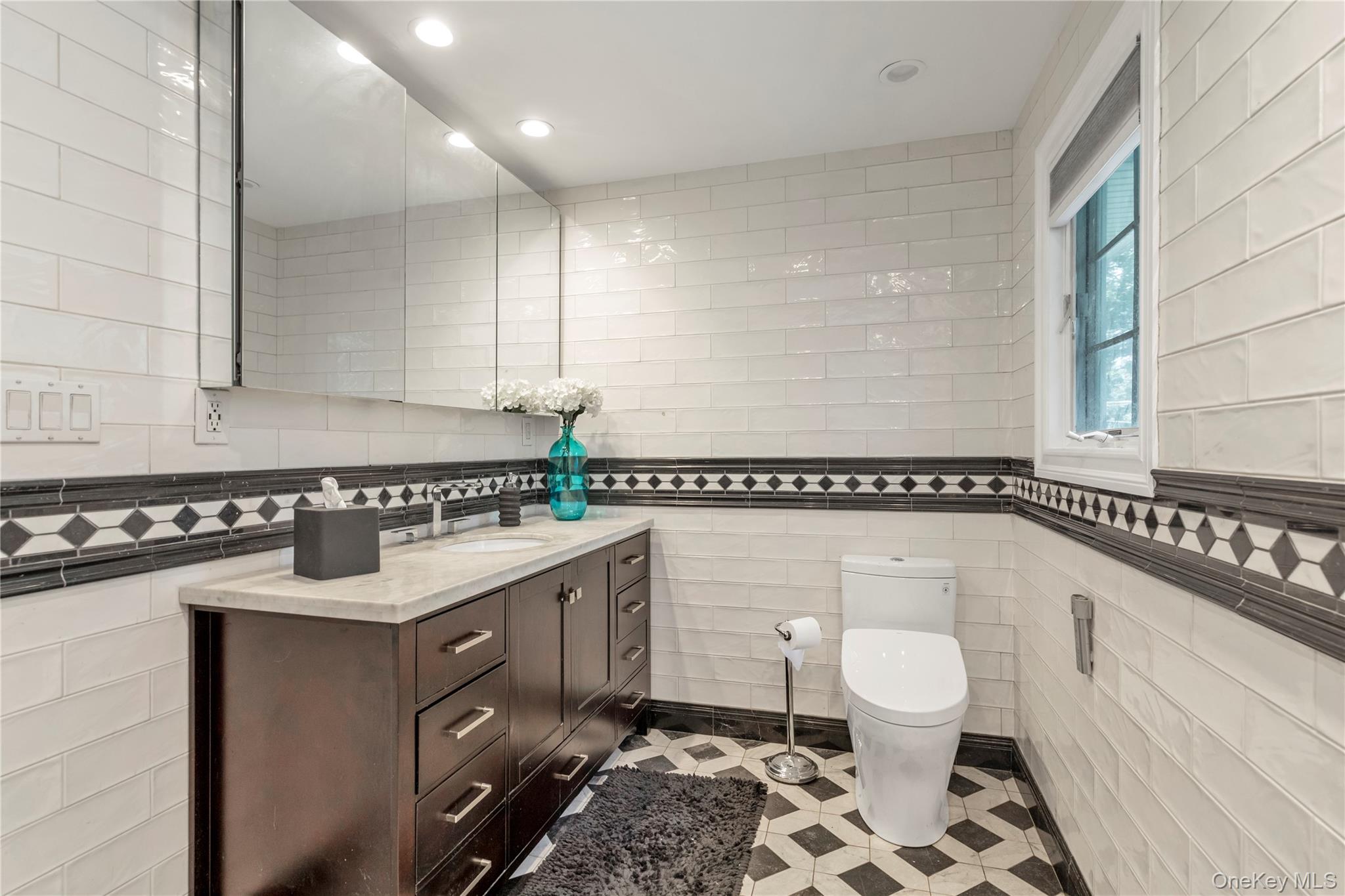 8 Lisa Drive, Dix Hills, NY 11746