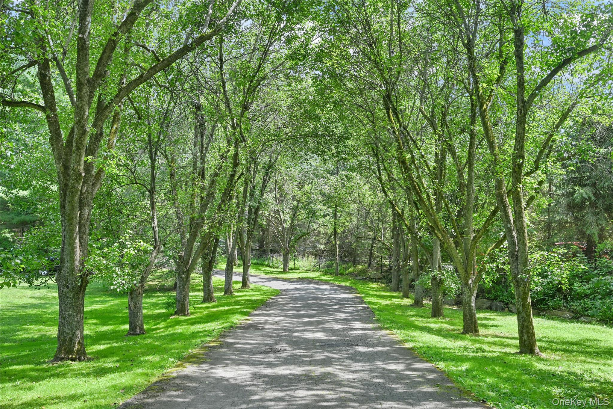 37 Sarles Street, Armonk, NY 10504