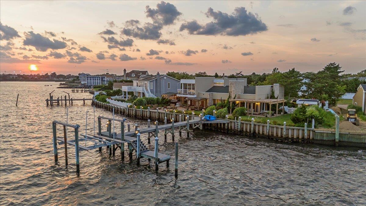 45 Shore Drive S, Copiague, NY 11726