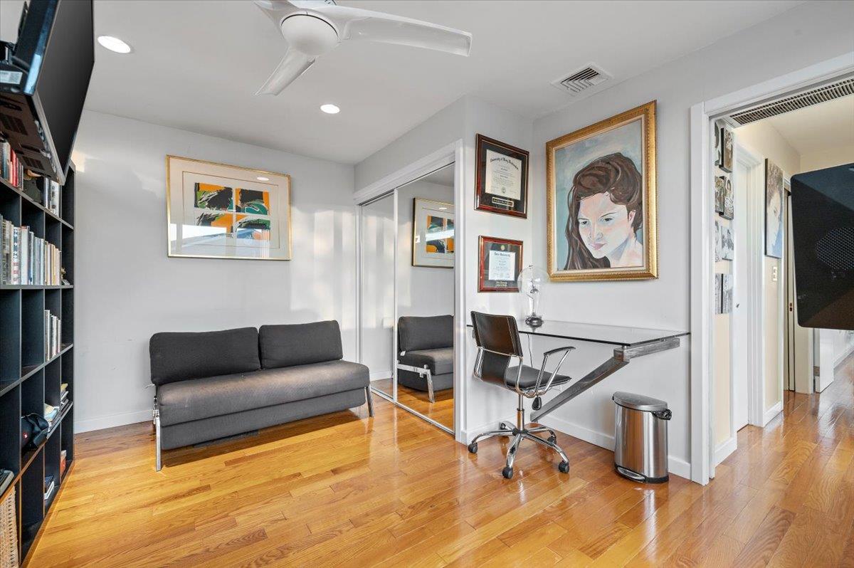 45 Shore Drive S, Copiague, NY 11726