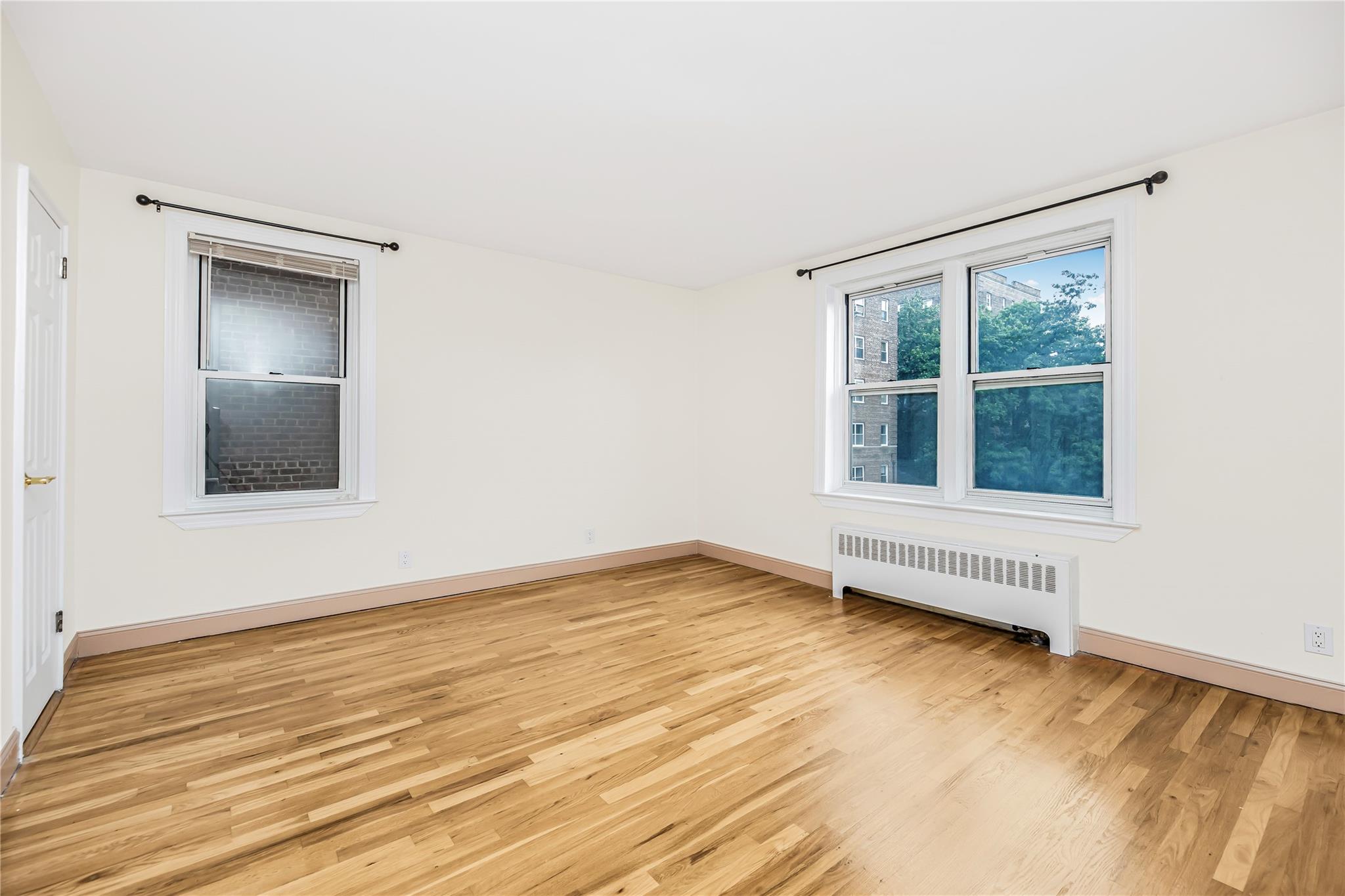 1 Vincent # 4E, Bronxville, NY 10708