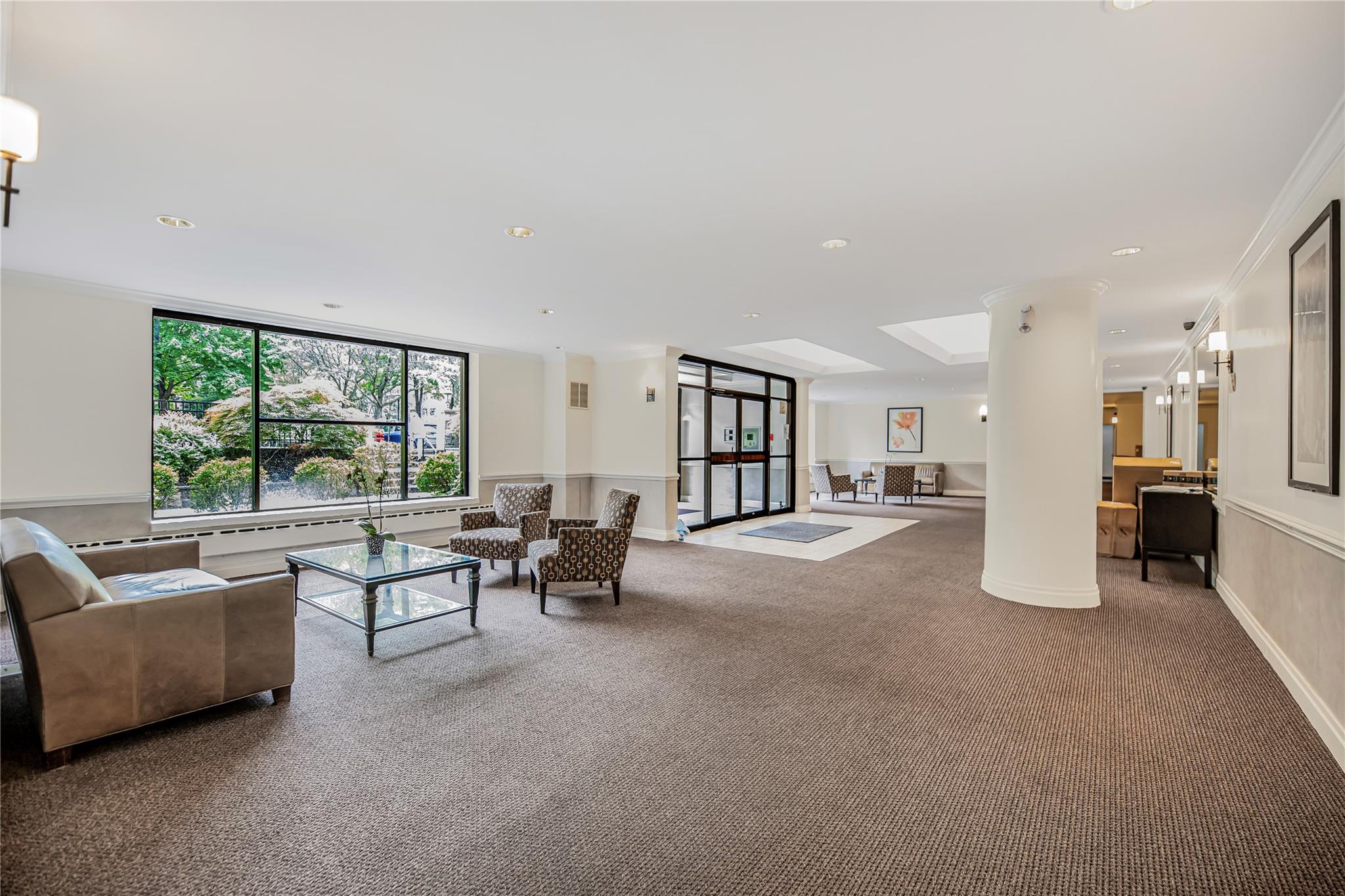 1 Vincent # 4E, Bronxville, NY 10708