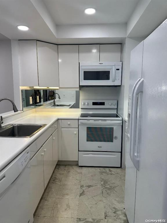 88 Cuttermill Road # 112, Great Neck, NY 11021