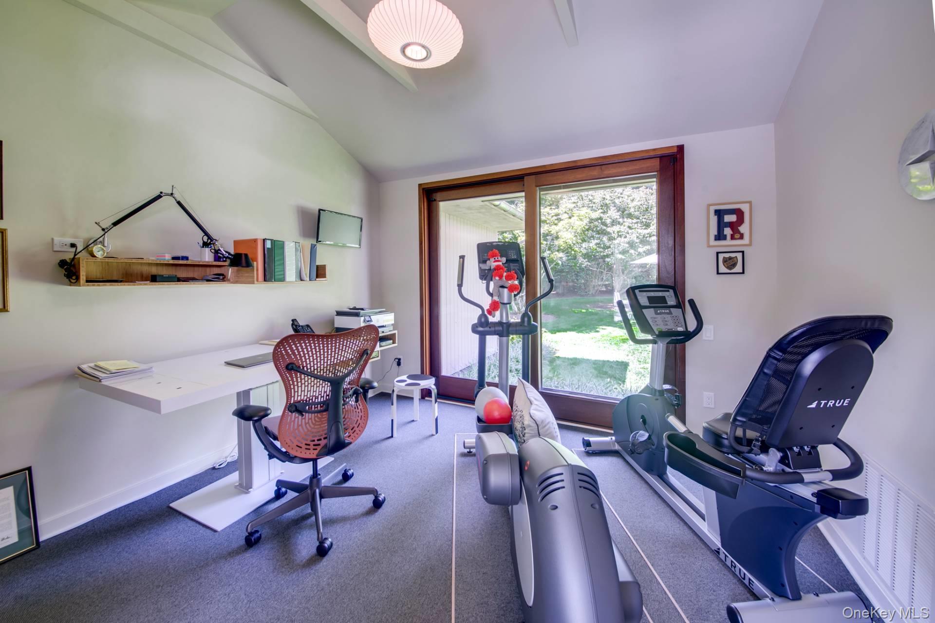 118 Georgica Close Road, East Hampton, NY 11937