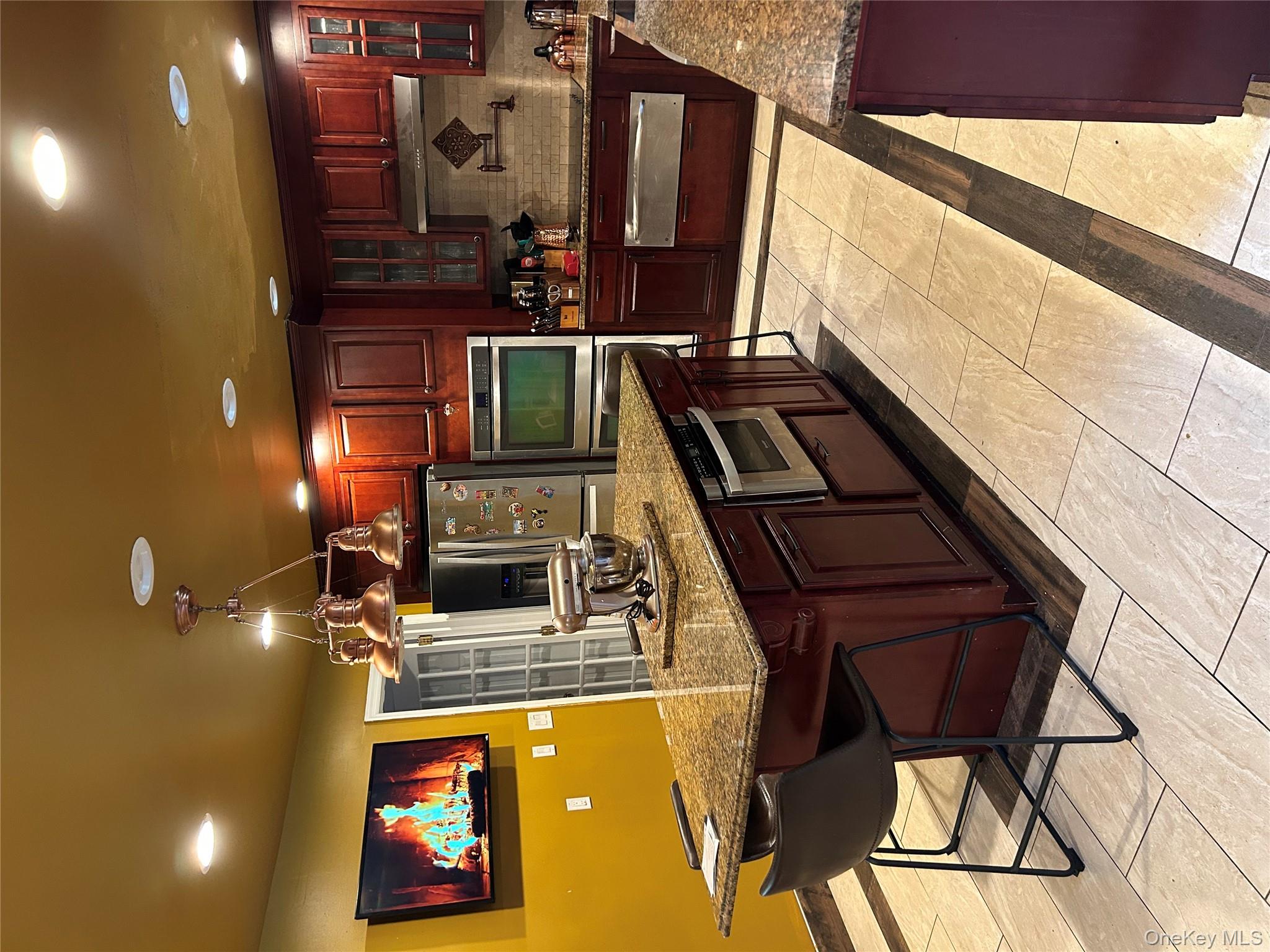 20 Arbor Court, Holmes, NY 12531