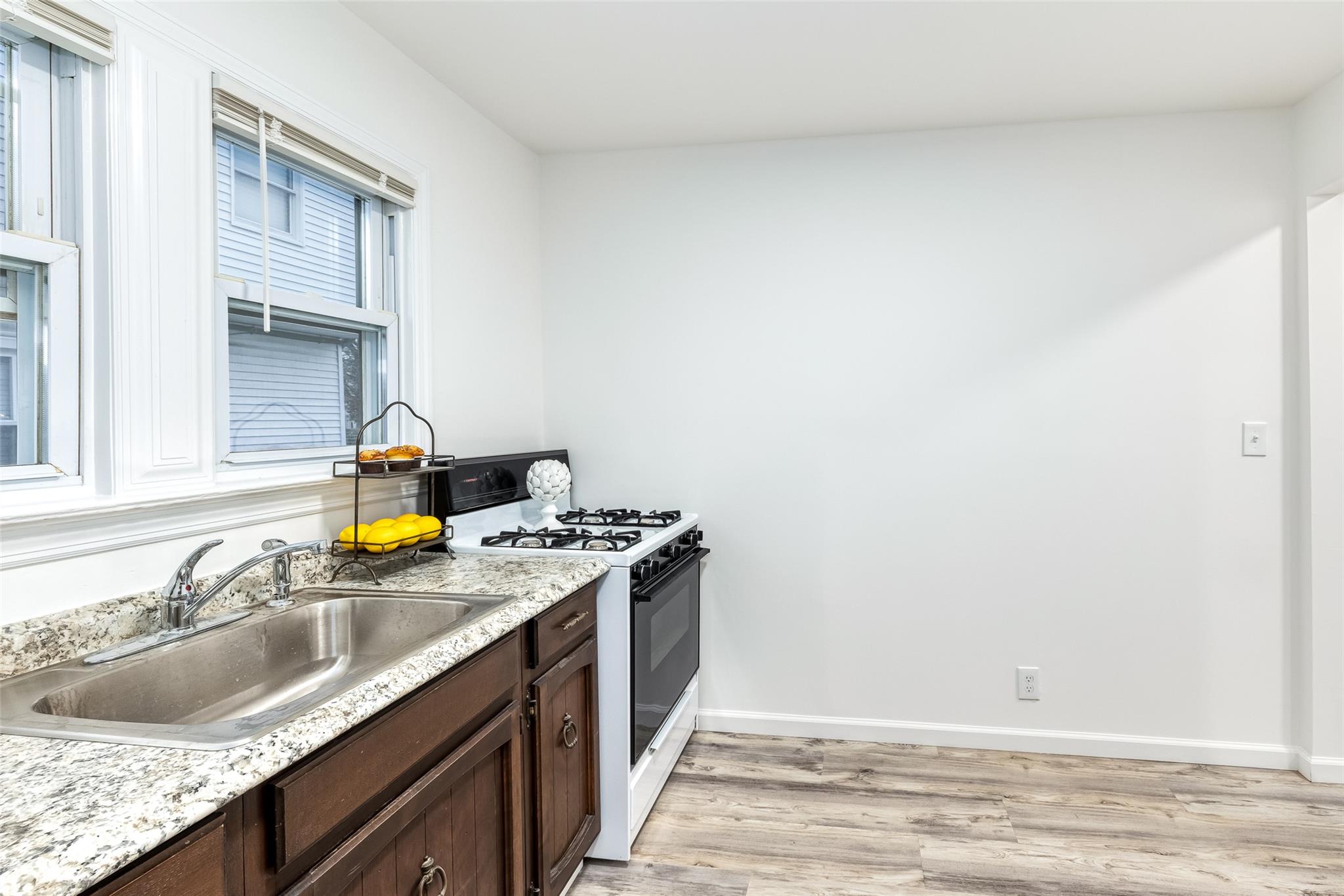 15 Jefferson Avenue, Bellmore, NY 11710