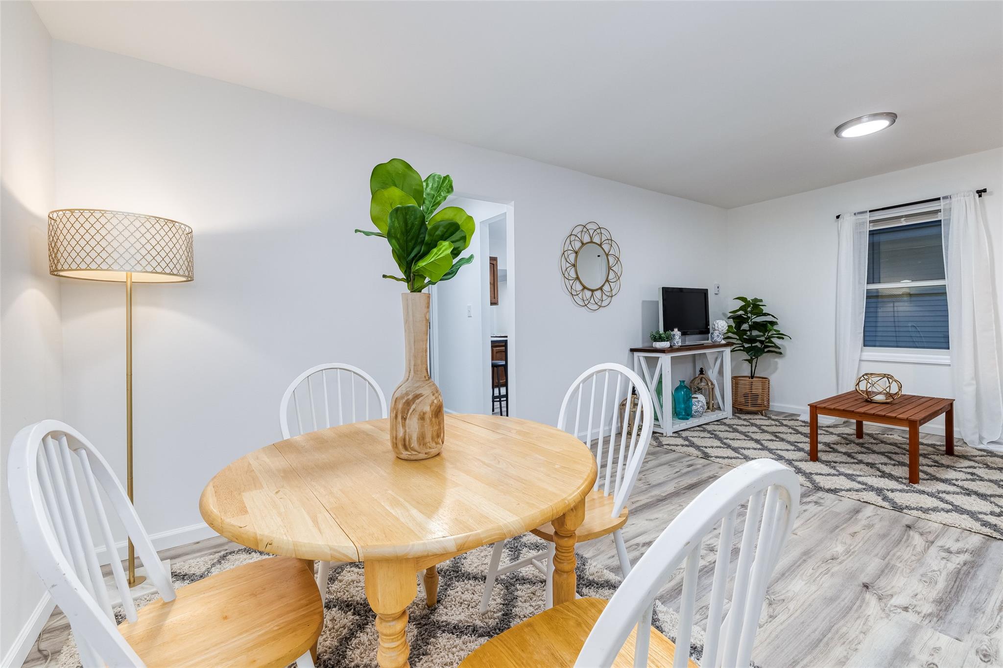 15 Jefferson Avenue, Bellmore, NY 11710