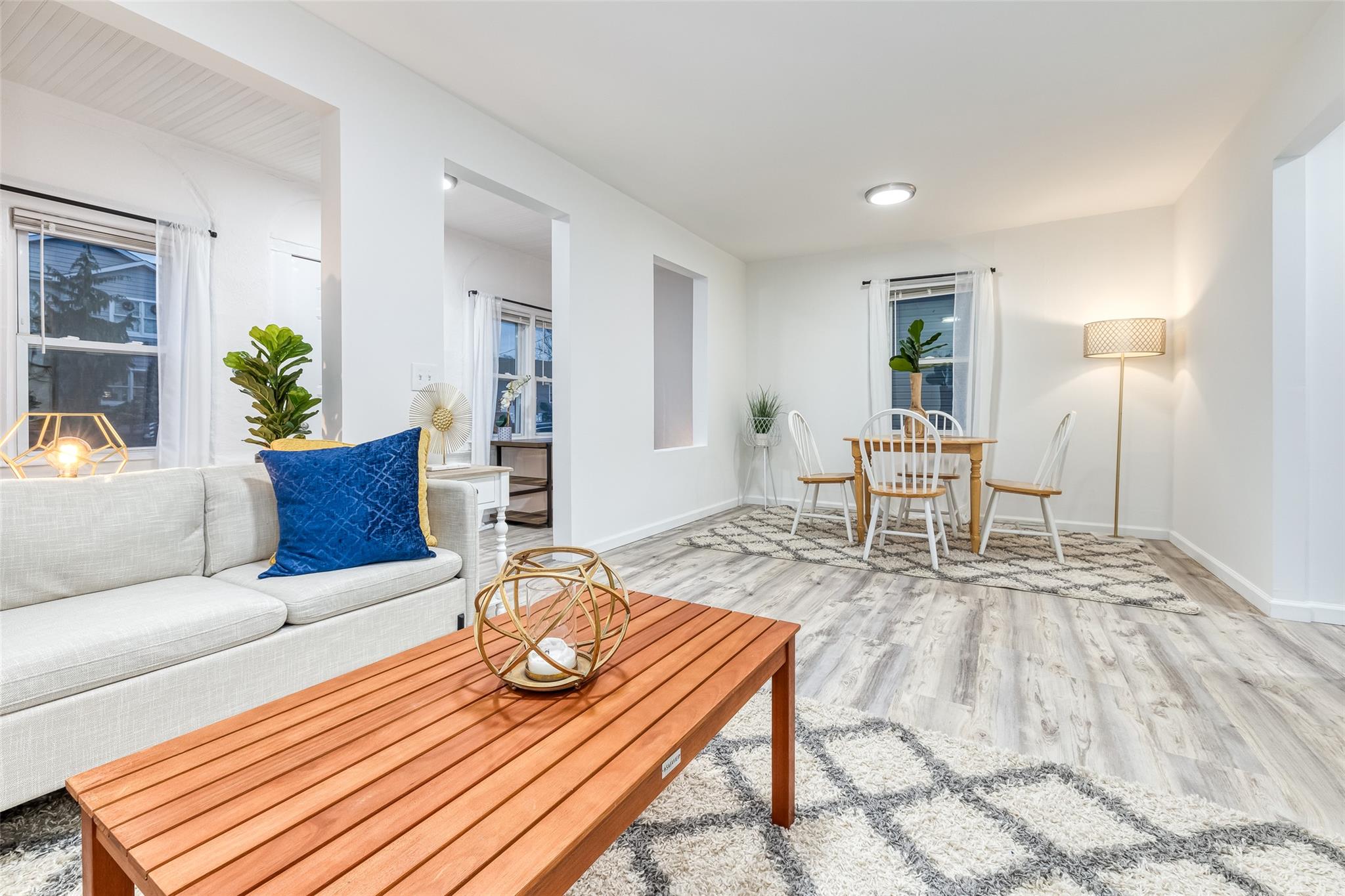 15 Jefferson Avenue, Bellmore, NY 11710