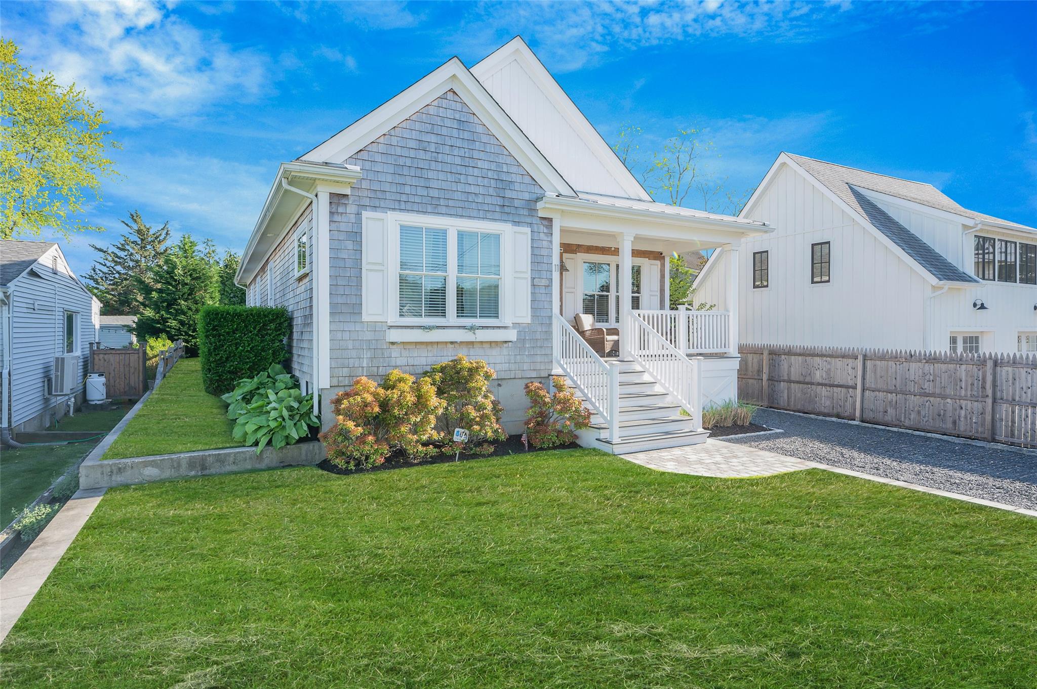11 Willow Street, Aquebogue, NY 11901