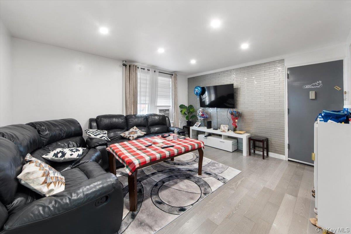 1559 Jarvis Avenue, Bronx, NY 10461