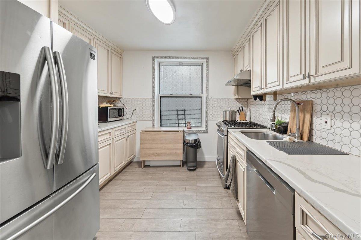 1559 Jarvis Avenue, Bronx, NY 10461