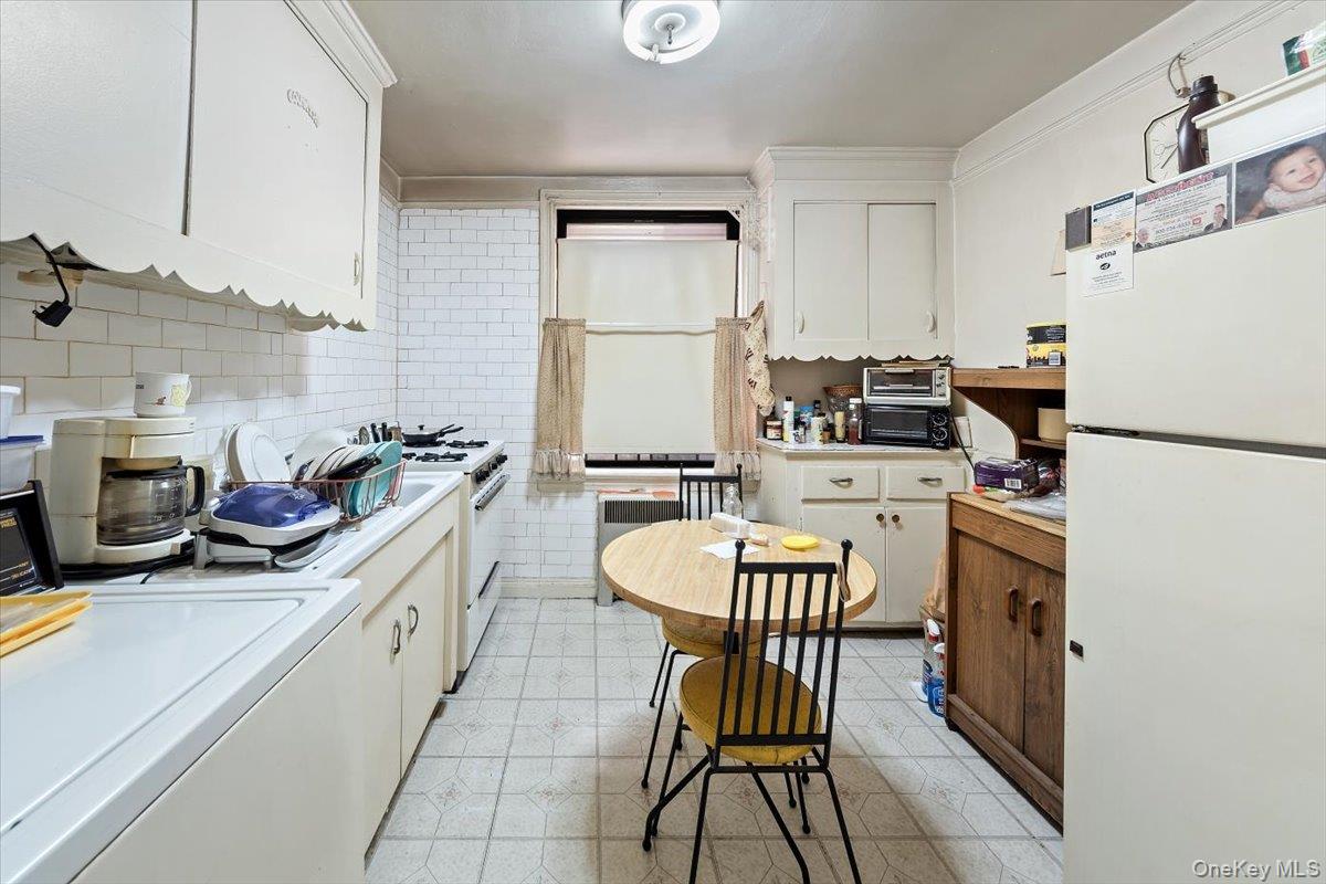 1559 Jarvis Avenue, Bronx, NY 10461