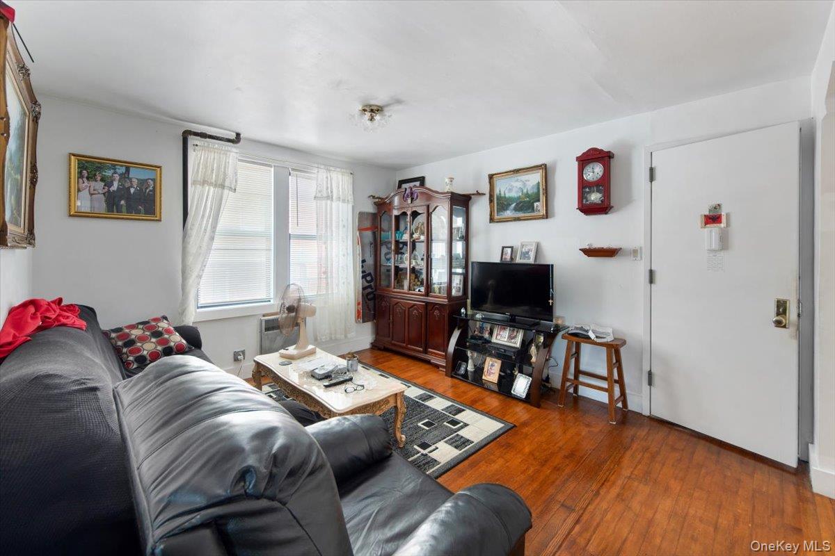 1559 Jarvis Avenue, Bronx, NY 10461