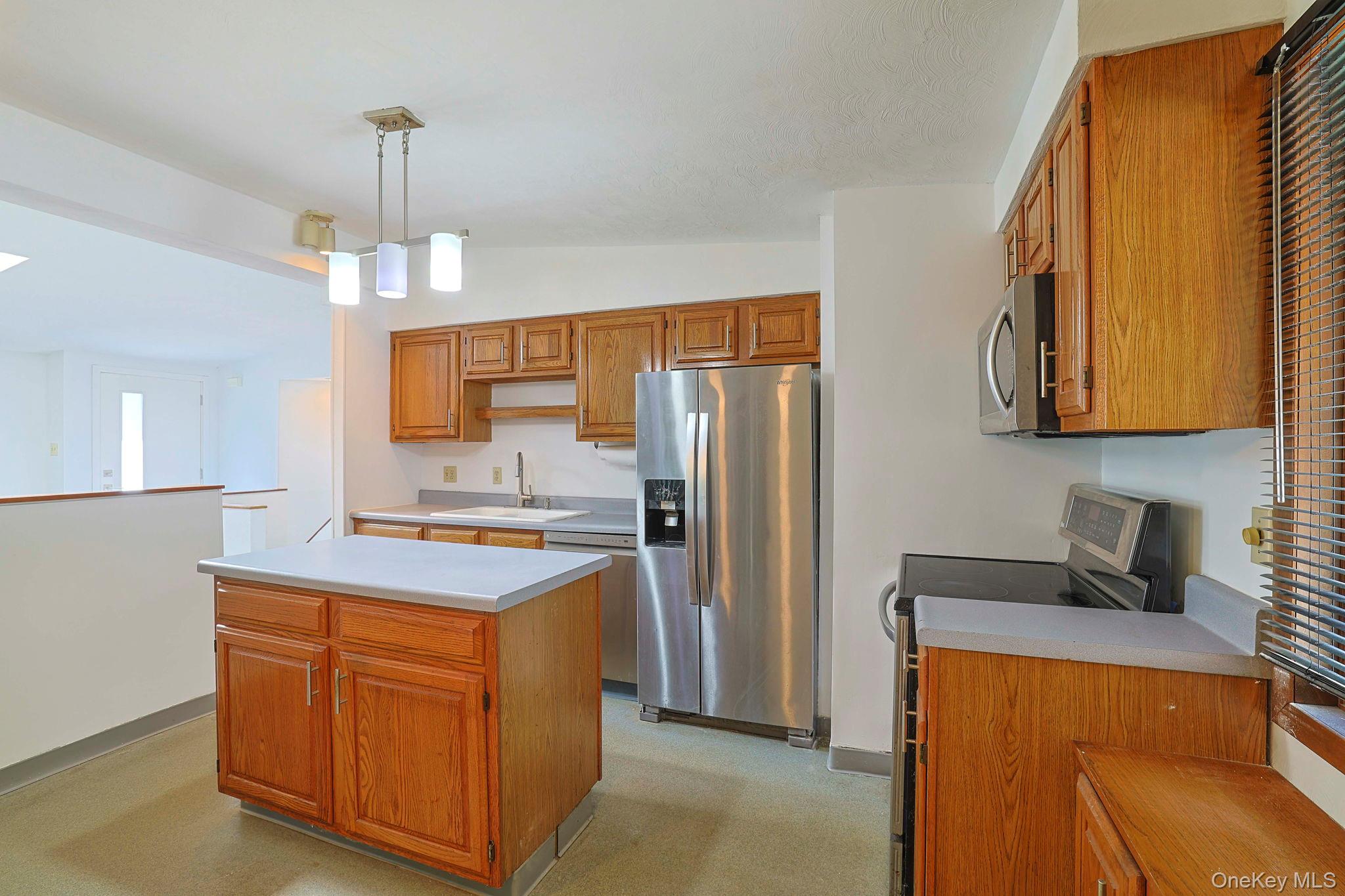 55 Putnam Road, Cortlandt Manor, NY 10567