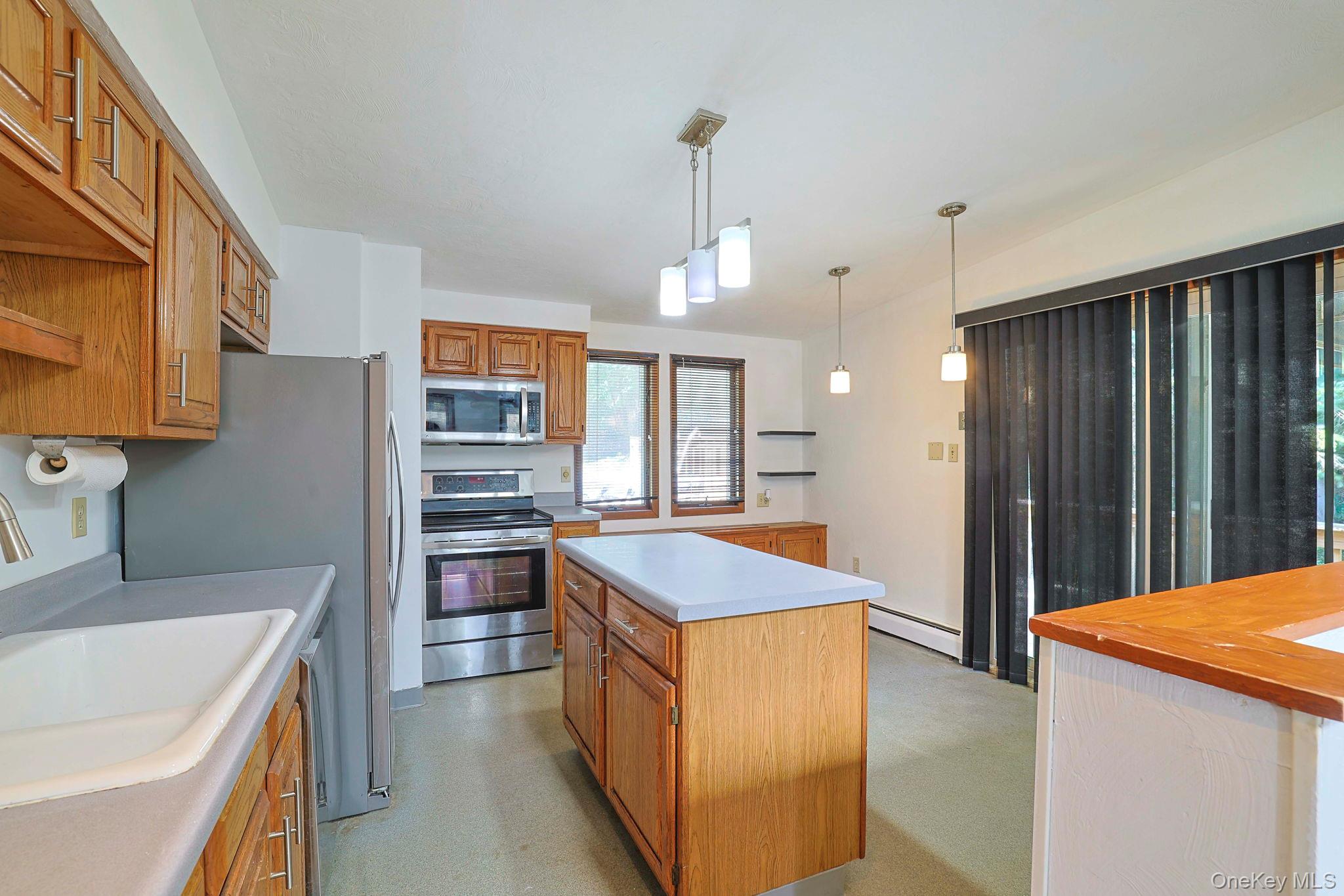 55 Putnam Road, Cortlandt Manor, NY 10567