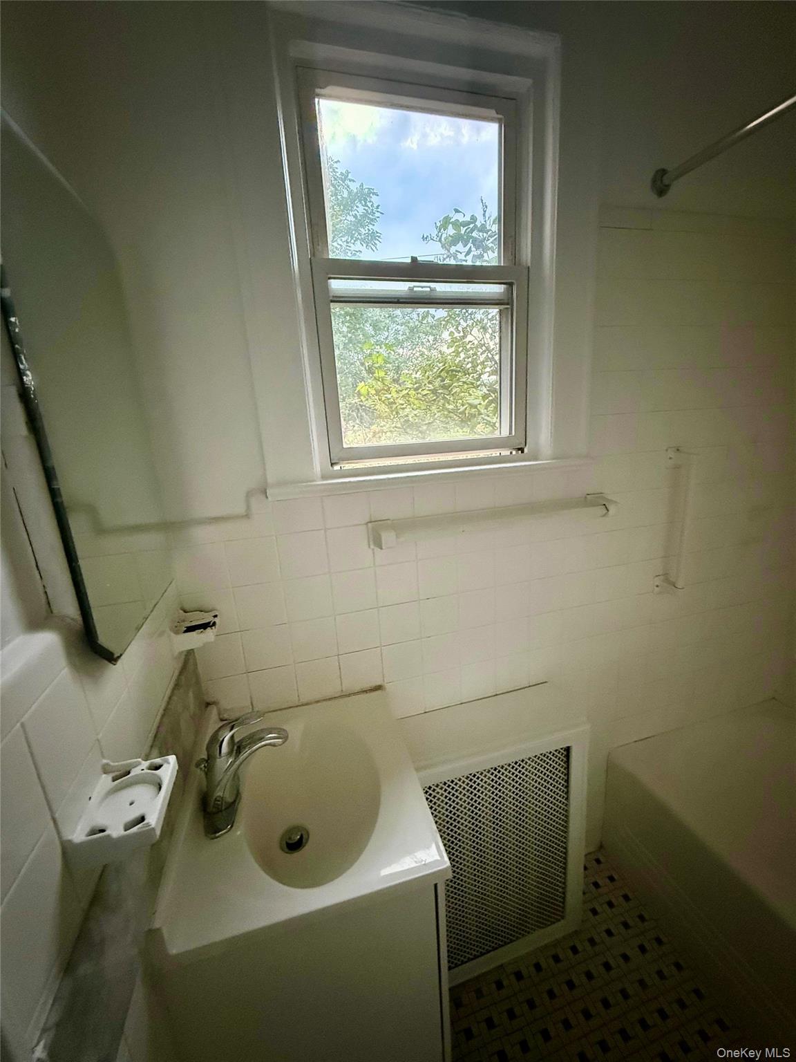 151 N Evarts Avenue # 2, Elmsford, NY 10523