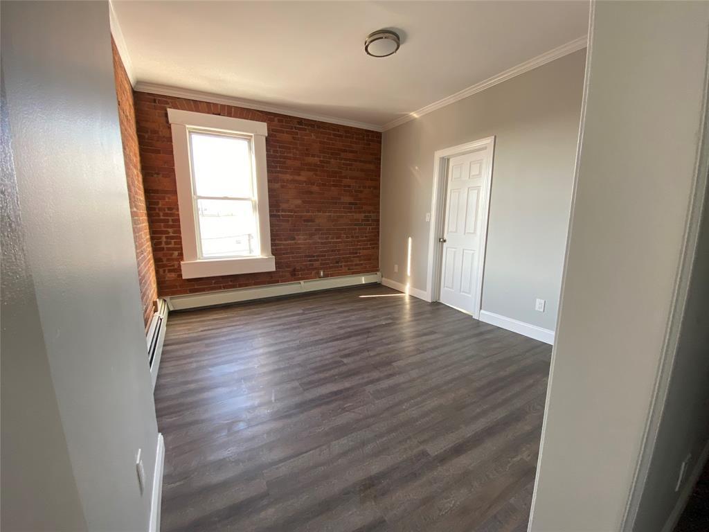 240 Deer Park Avenue, Babylon, NY 11702