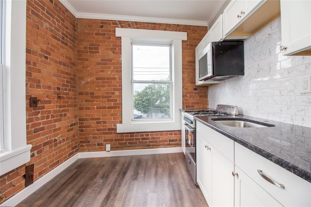 240 Deer Park Avenue, Babylon, NY 11702