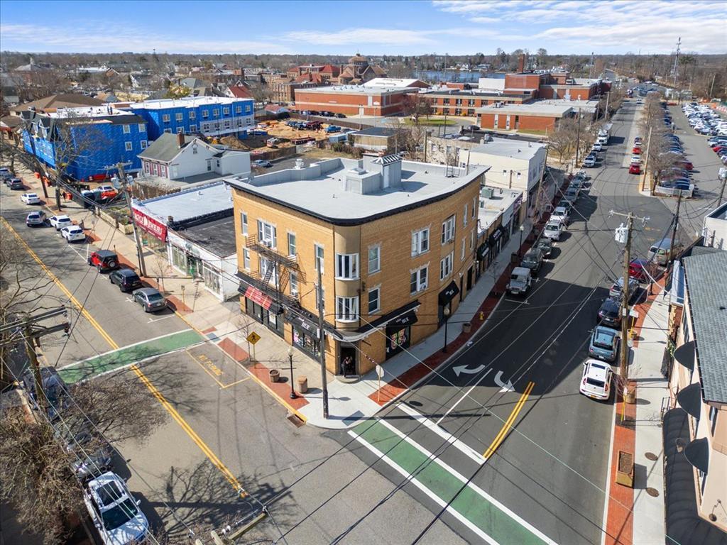 240 Deer Park Avenue, Babylon, NY 11702