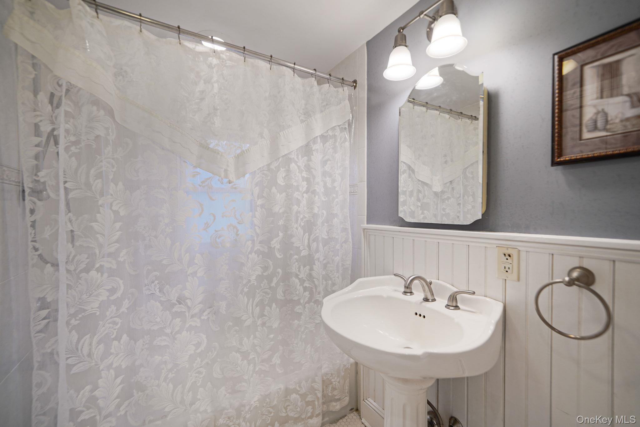 479 Asharoken Avenue, Northport, NY 11768