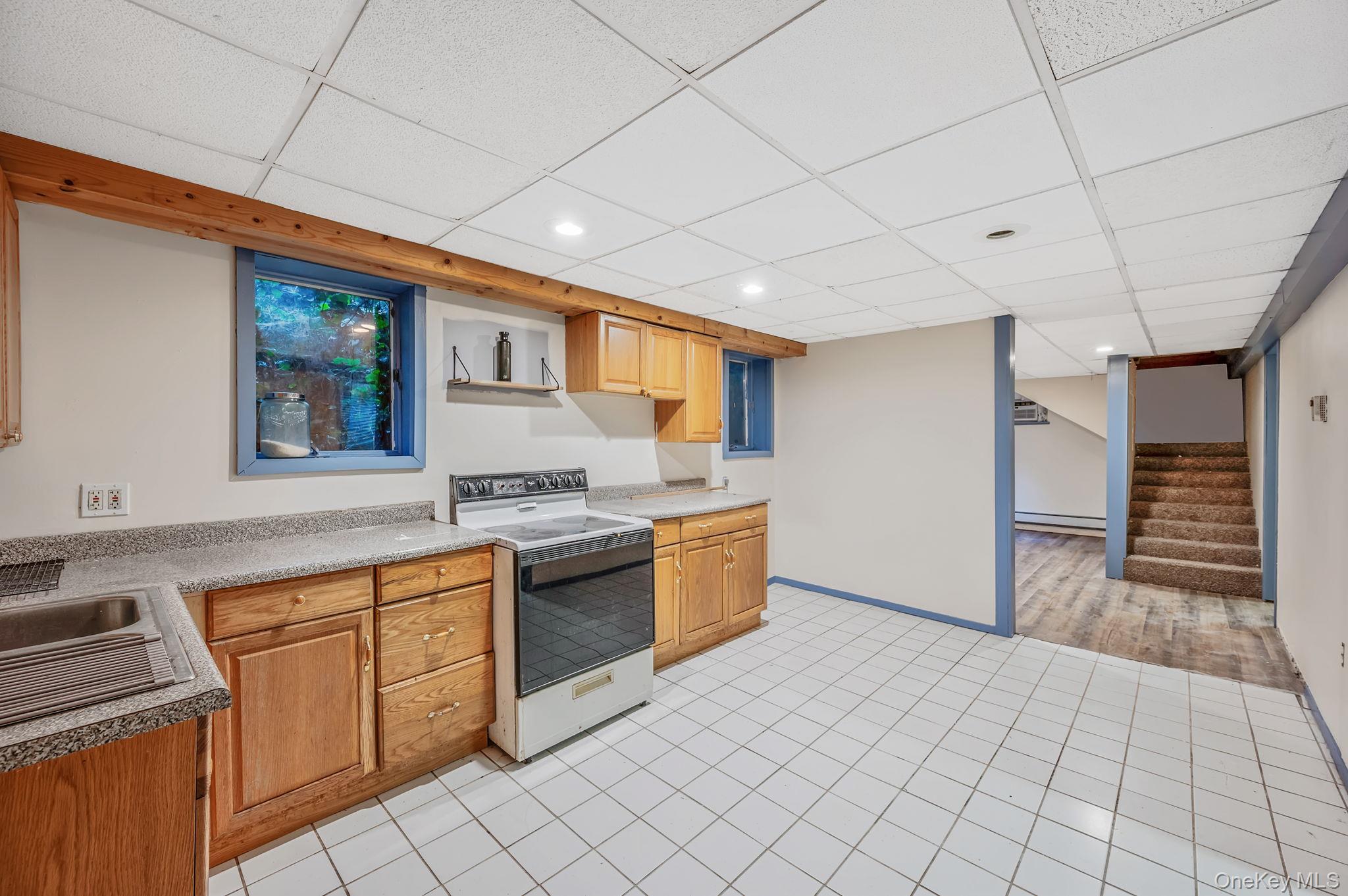 322 N Dunton Avenue, East Patchogue, NY 11772