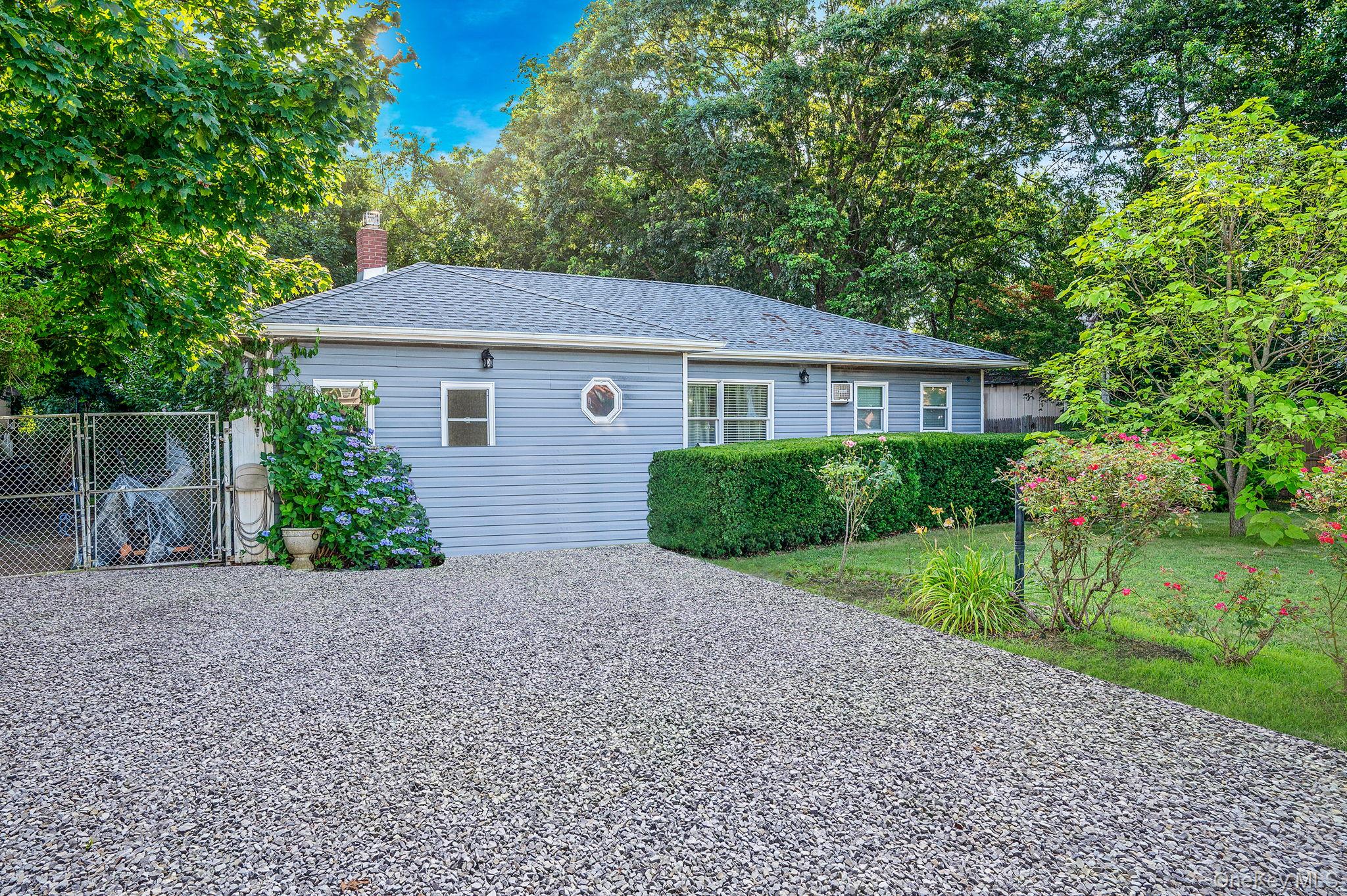 322 N Dunton Avenue, East Patchogue, NY 11772