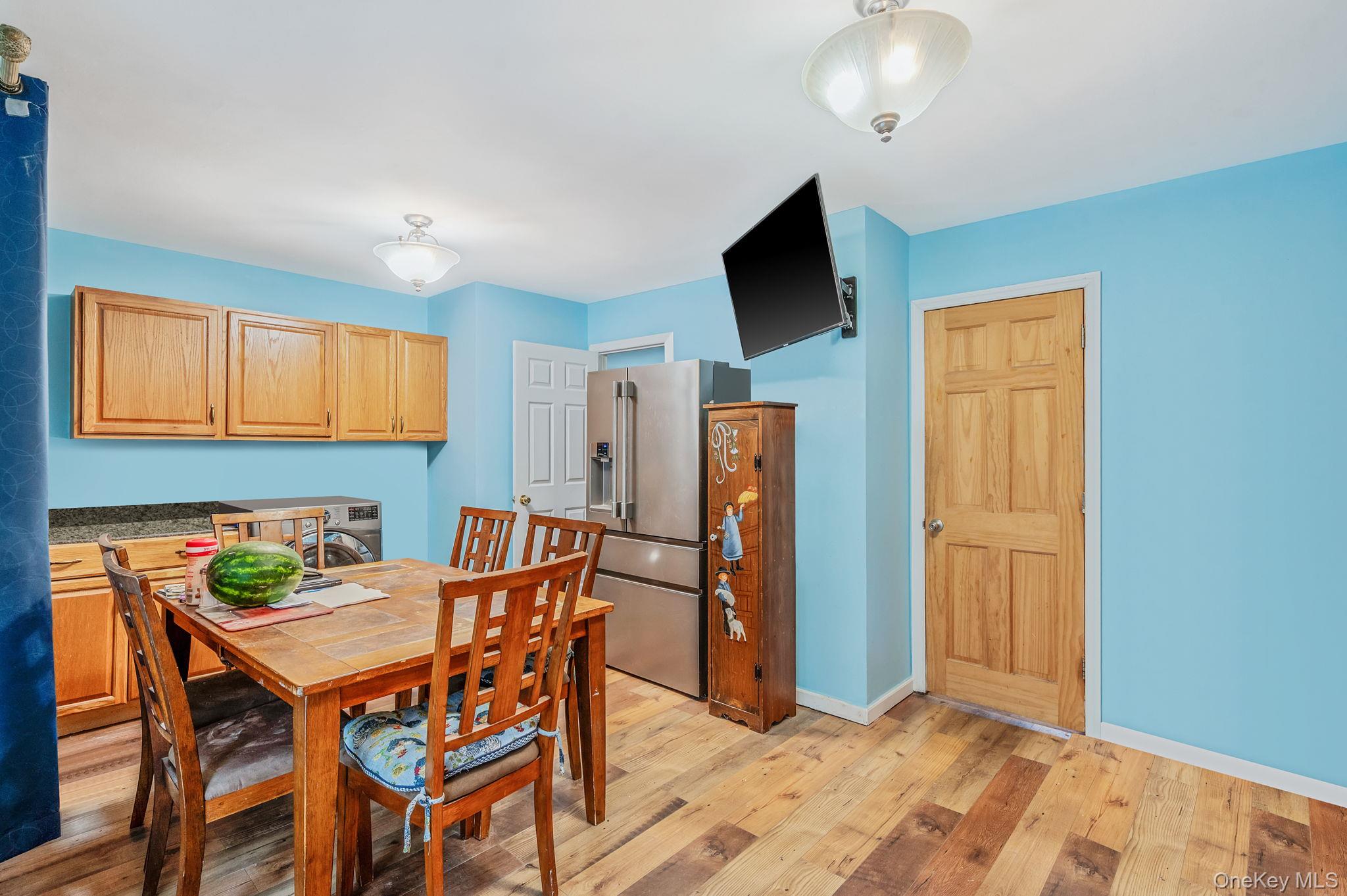 322 N Dunton Avenue, East Patchogue, NY 11772