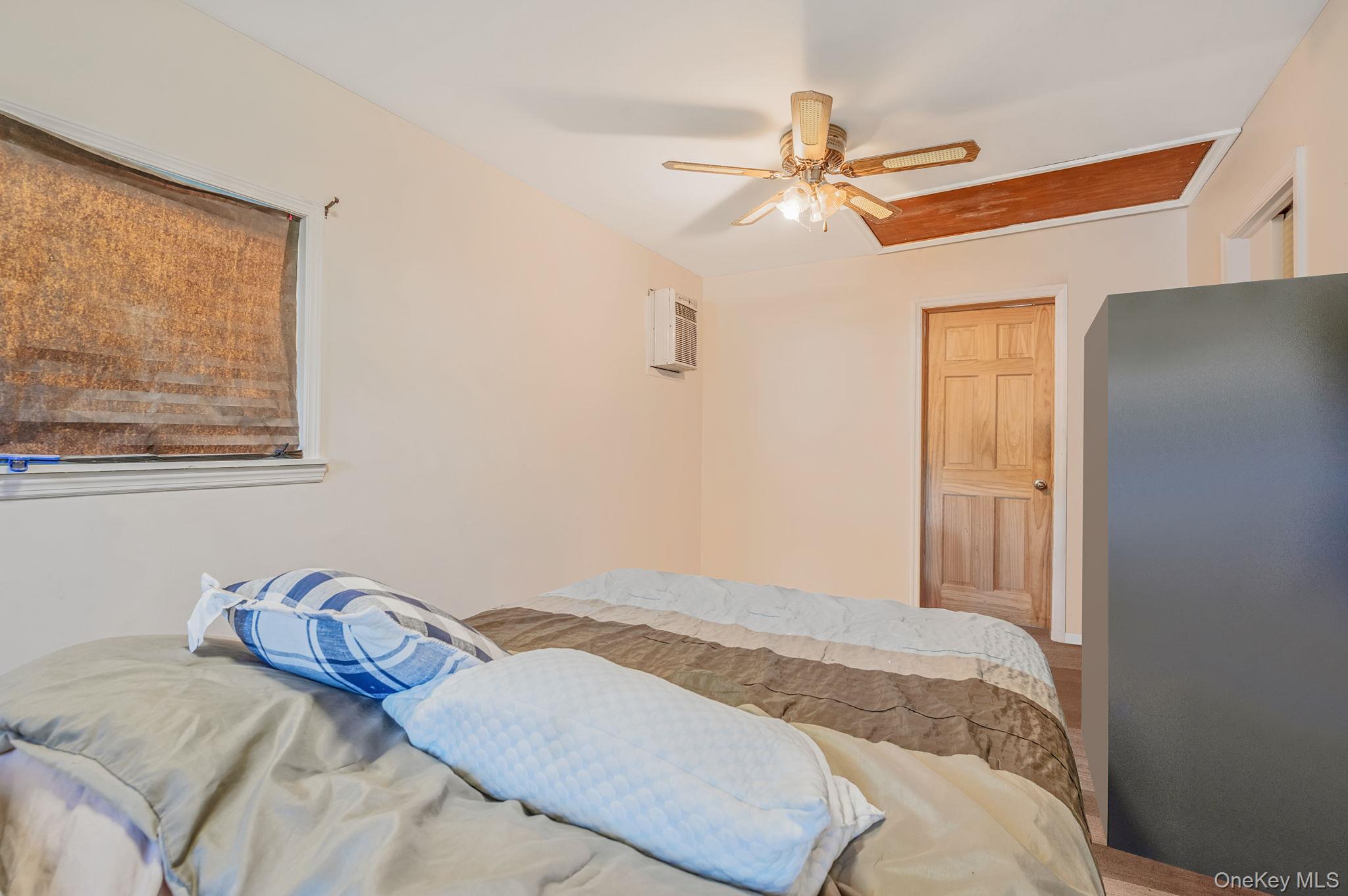 322 N Dunton Avenue, East Patchogue, NY 11772