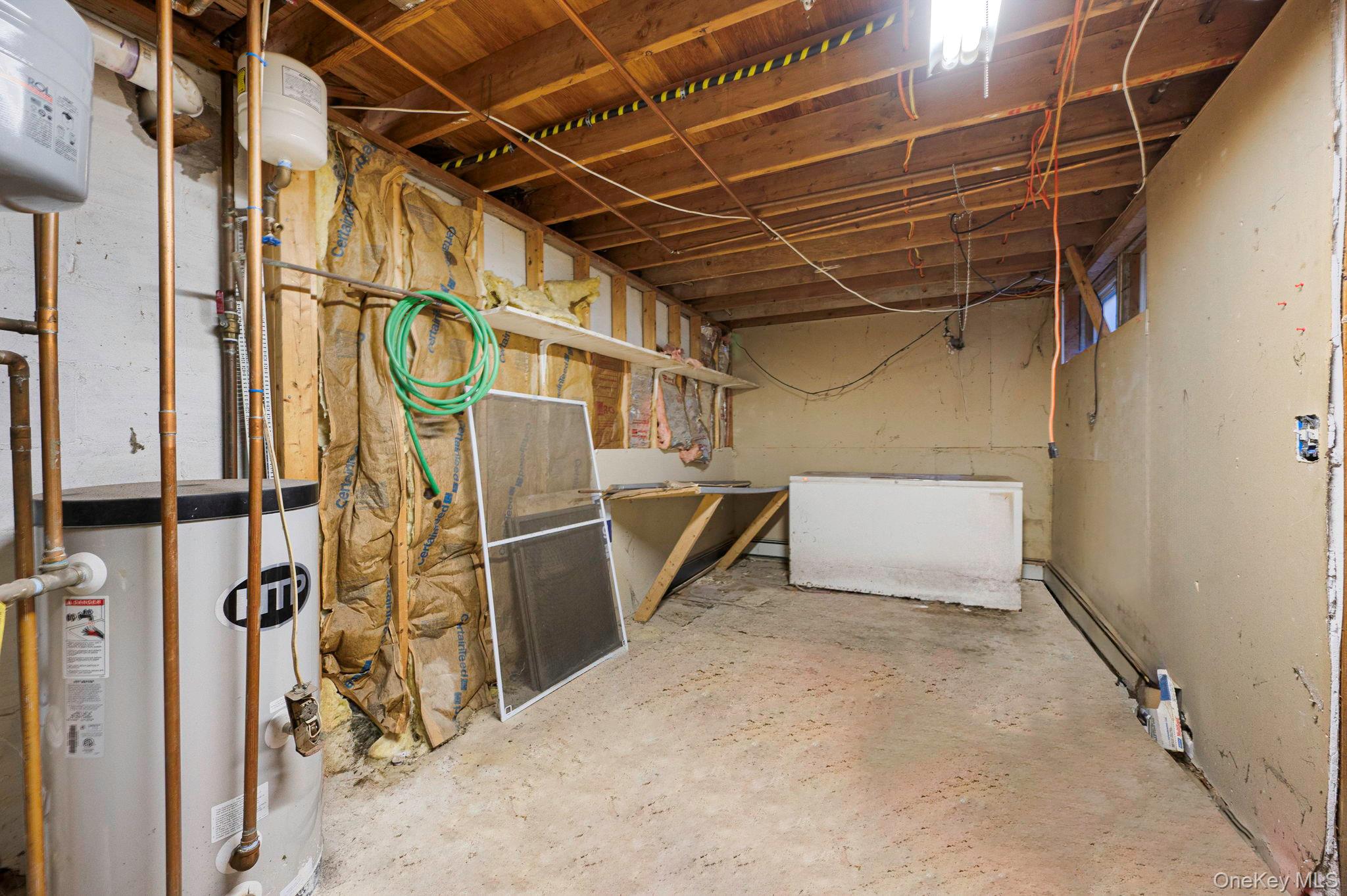 322 N Dunton Avenue, East Patchogue, NY 11772