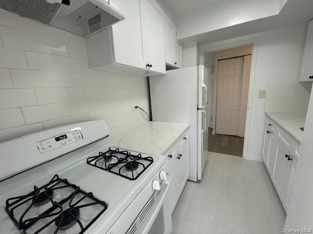 83-60 118 Street # 11H, Kew Gardens, NY 11415