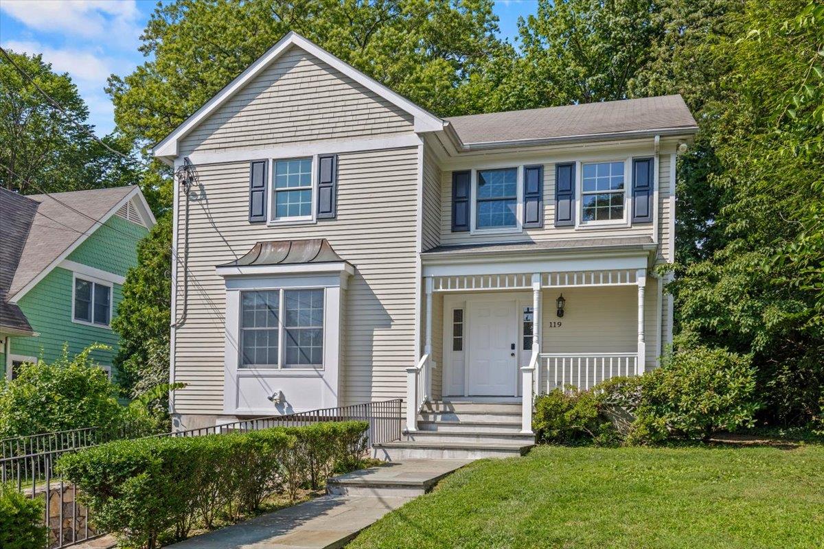 119 Brambach Road, Scarsdale, NY 10583