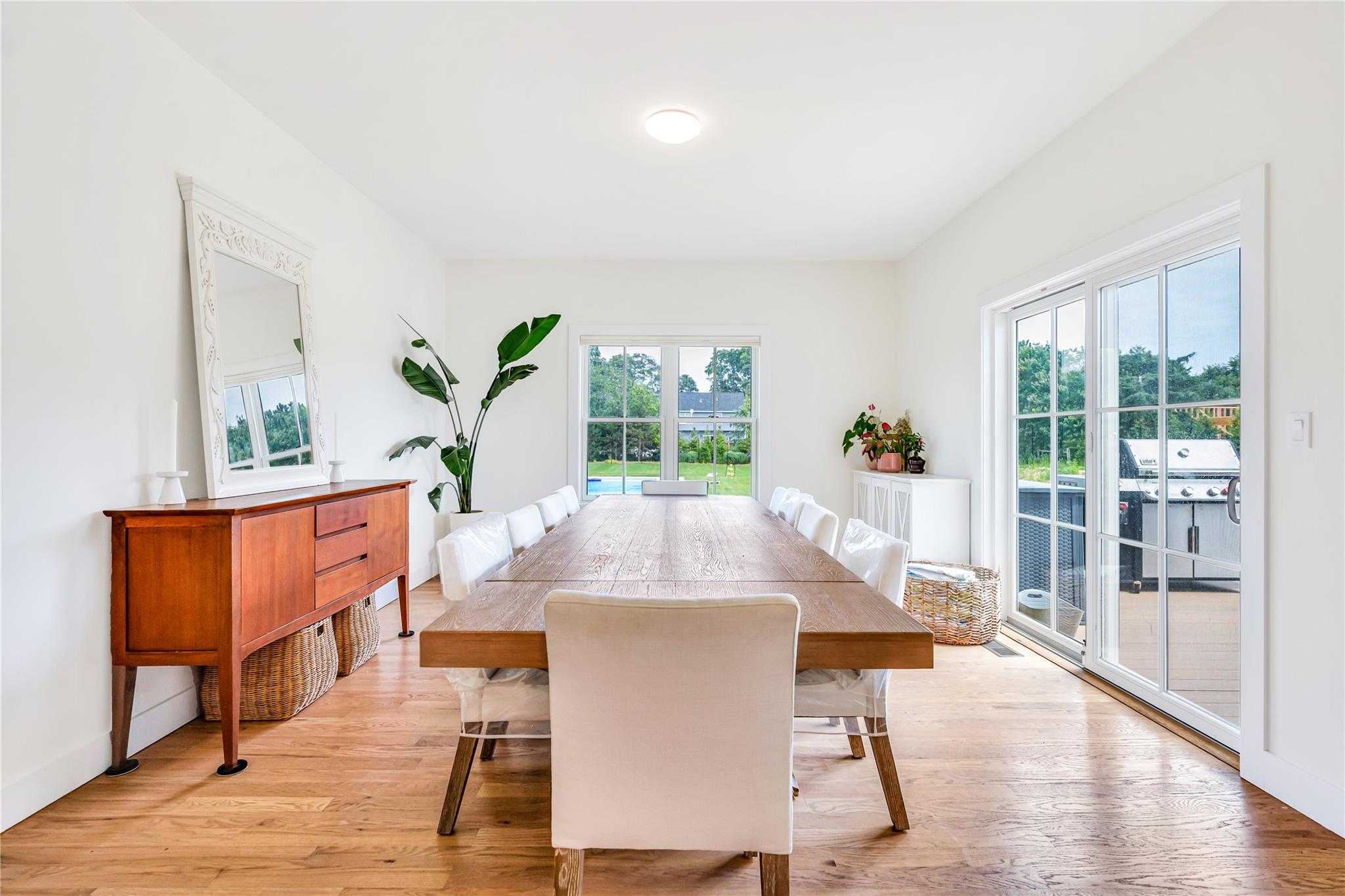 9 Tuthill Point Farm Road, East Moriches, NY 11940