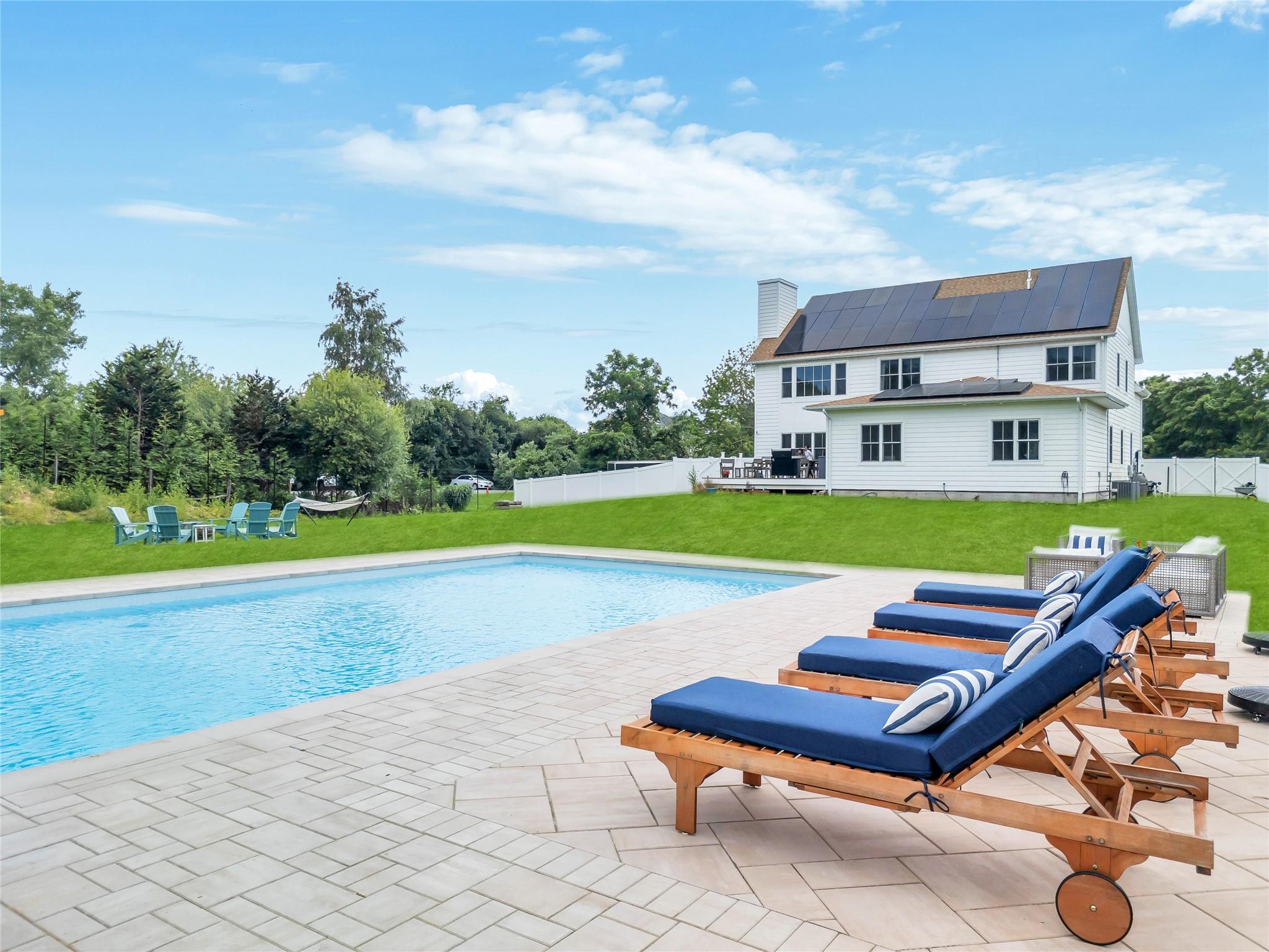 9 Tuthill Point Farm Road, East Moriches, NY 11940