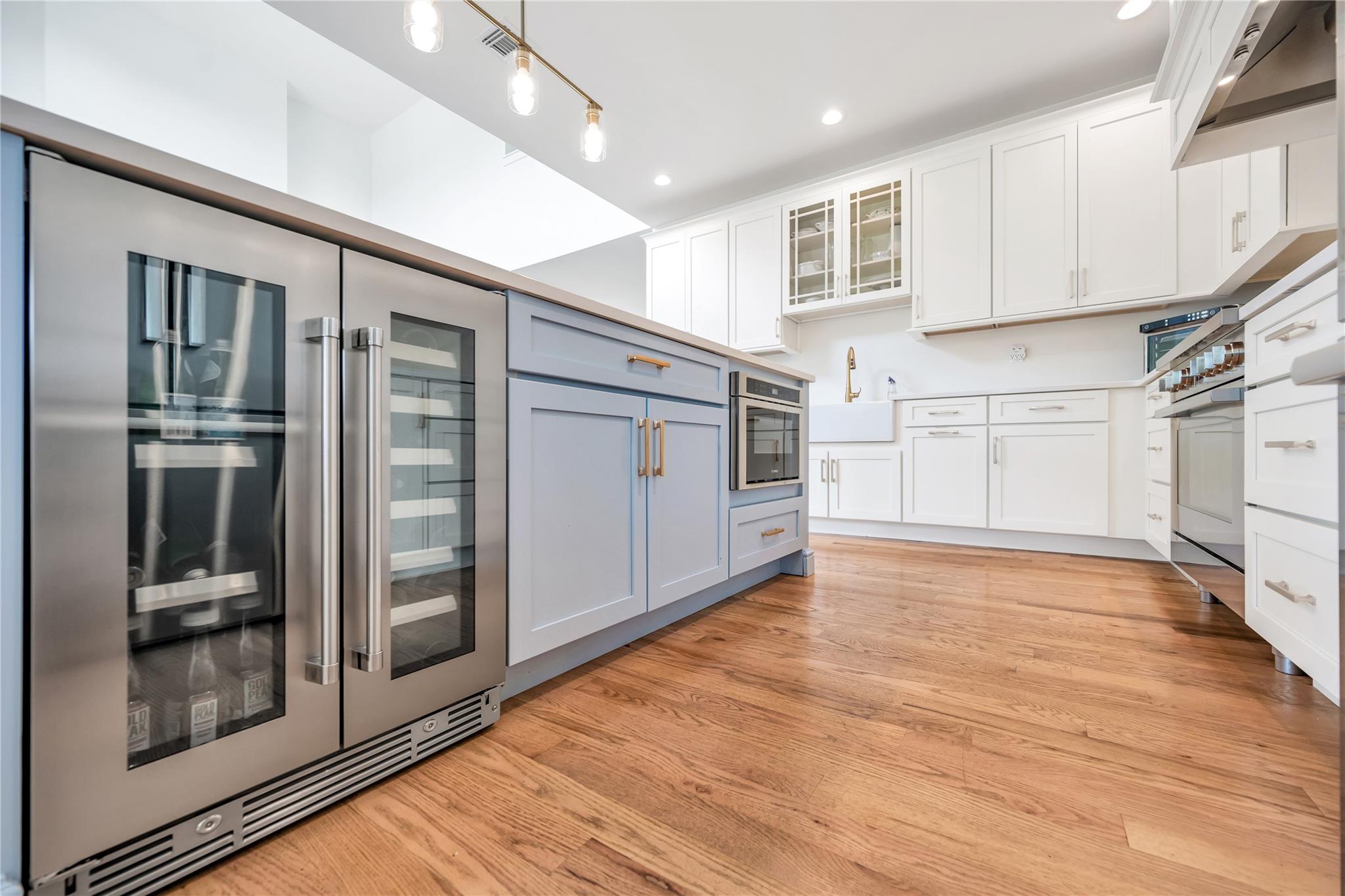 9 Tuthill Point Farm Road, East Moriches, NY 11940