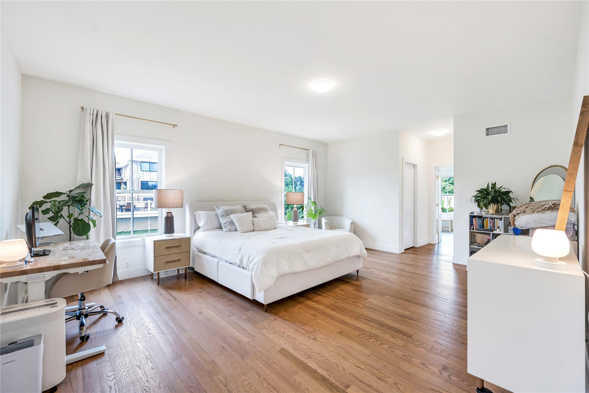 9 Tuthill Point Farm Road, East Moriches, NY 11940