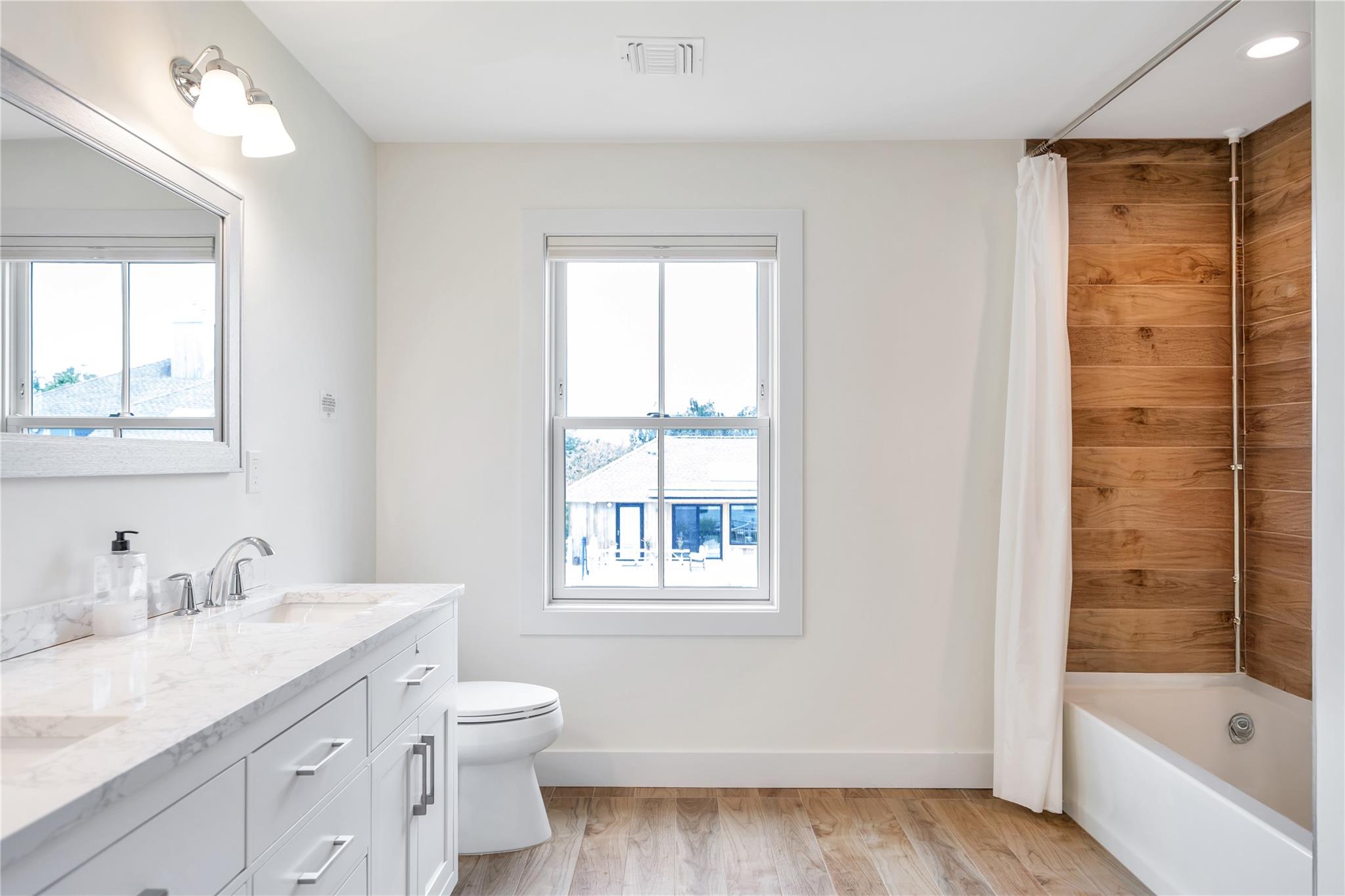 9 Tuthill Point Farm Road, East Moriches, NY 11940