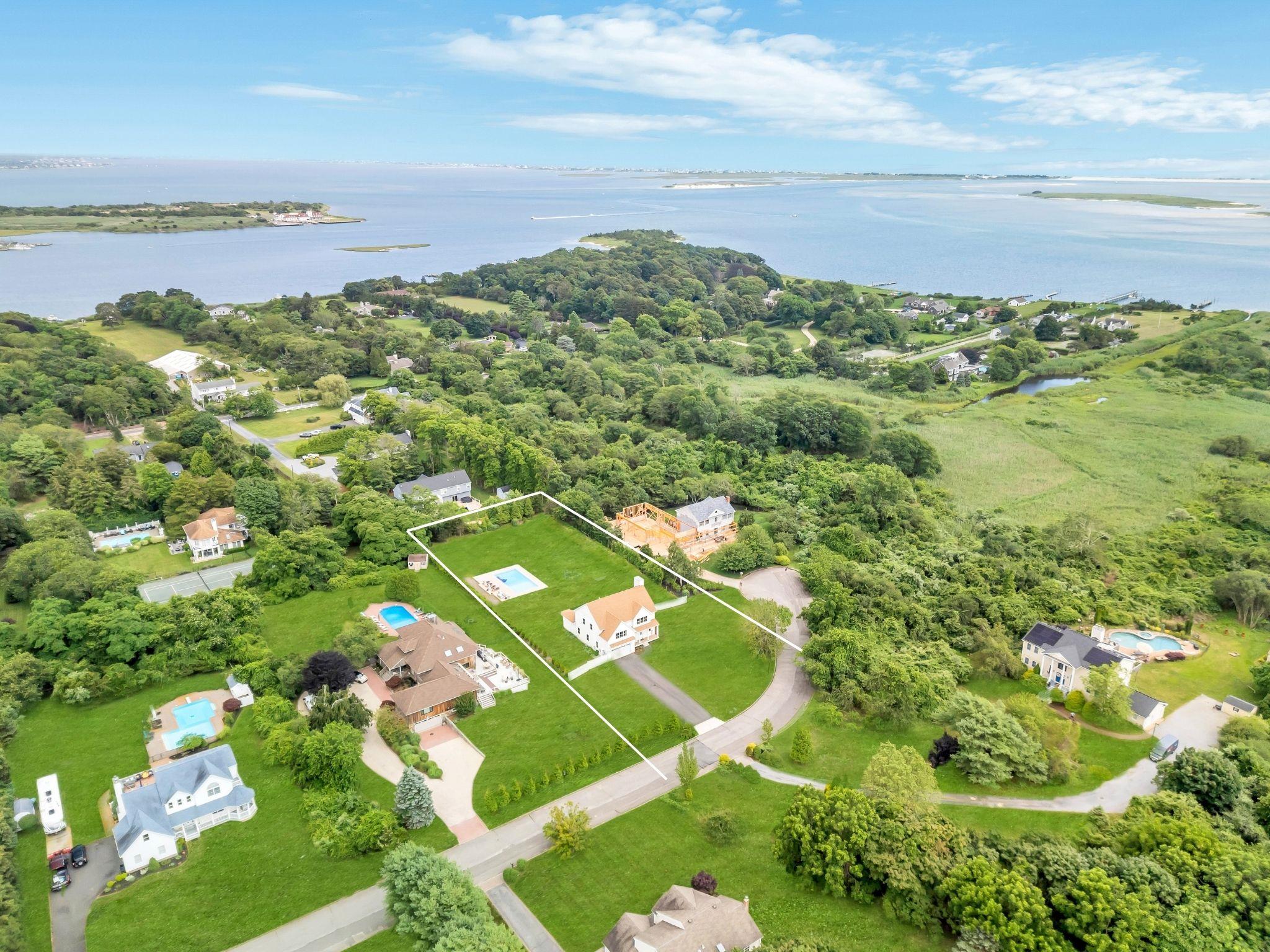 9 Tuthill Point Farm Road, East Moriches, NY 11940