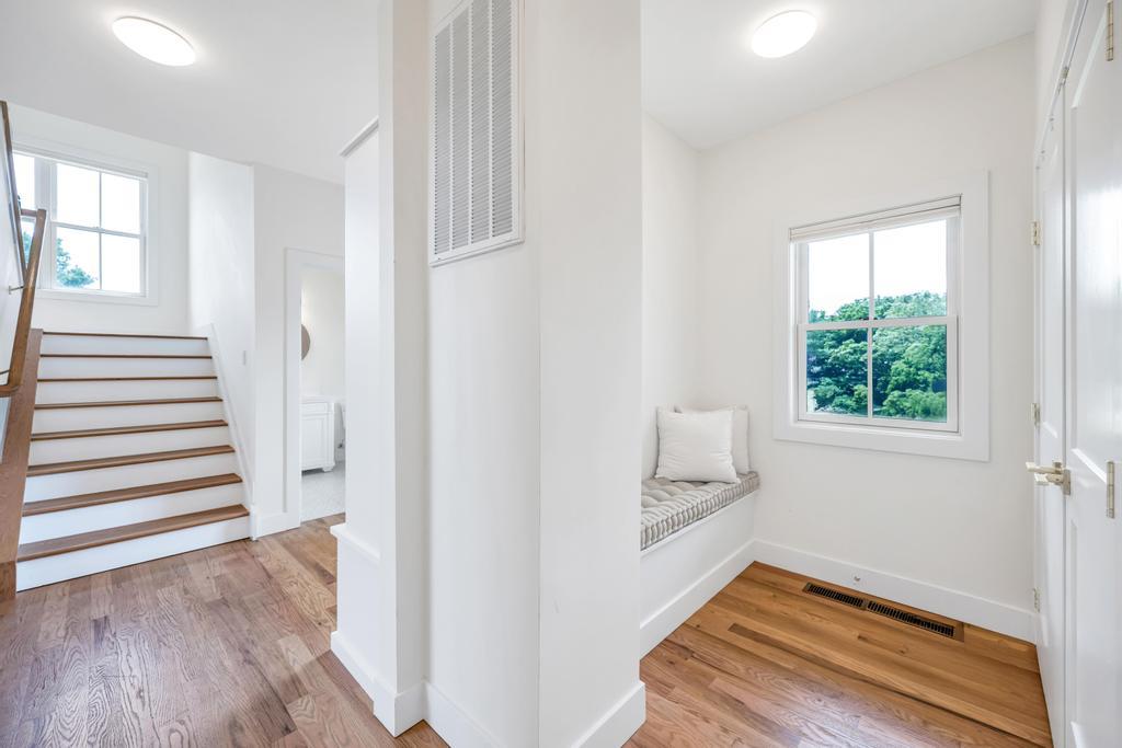 9 Tuthill Point Farm Road, East Moriches, NY 11940