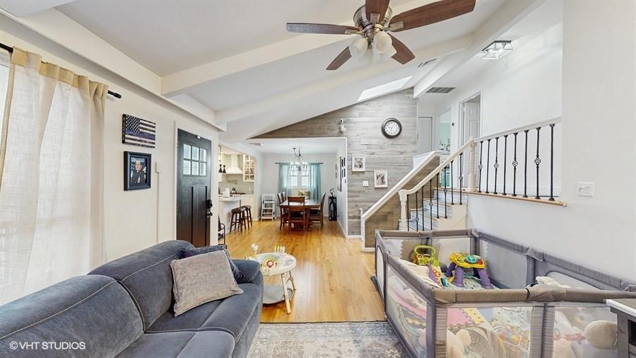 525 Miller Avenue, Freeport, NY 11520