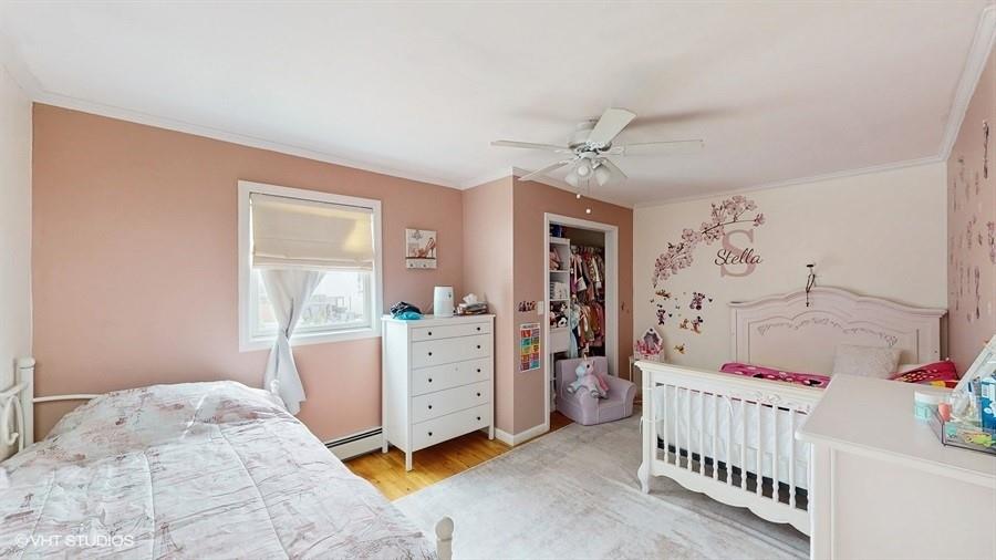 525 Miller Avenue, Freeport, NY 11520